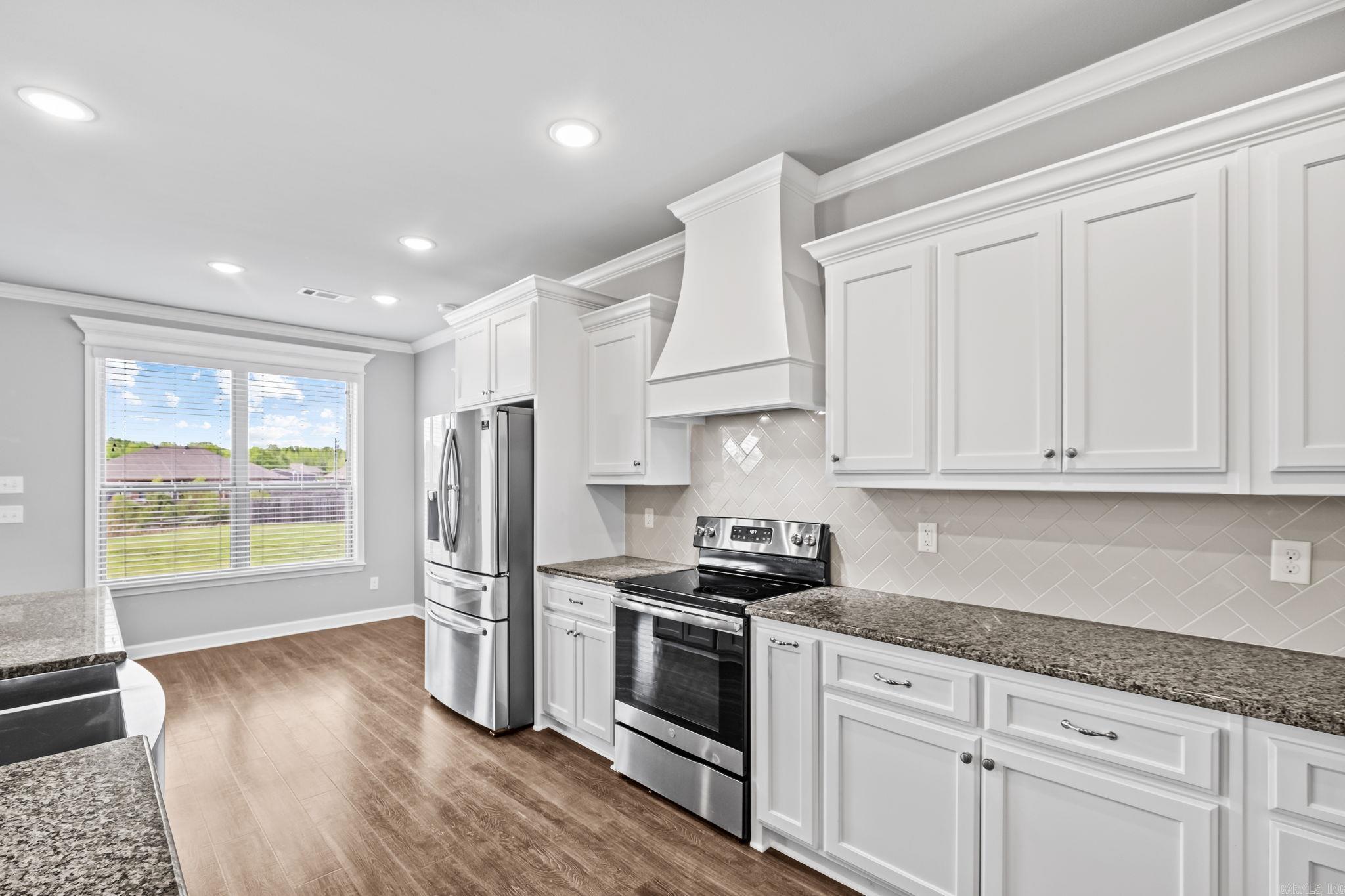 MOUNT TABOR ESTATES - Residential