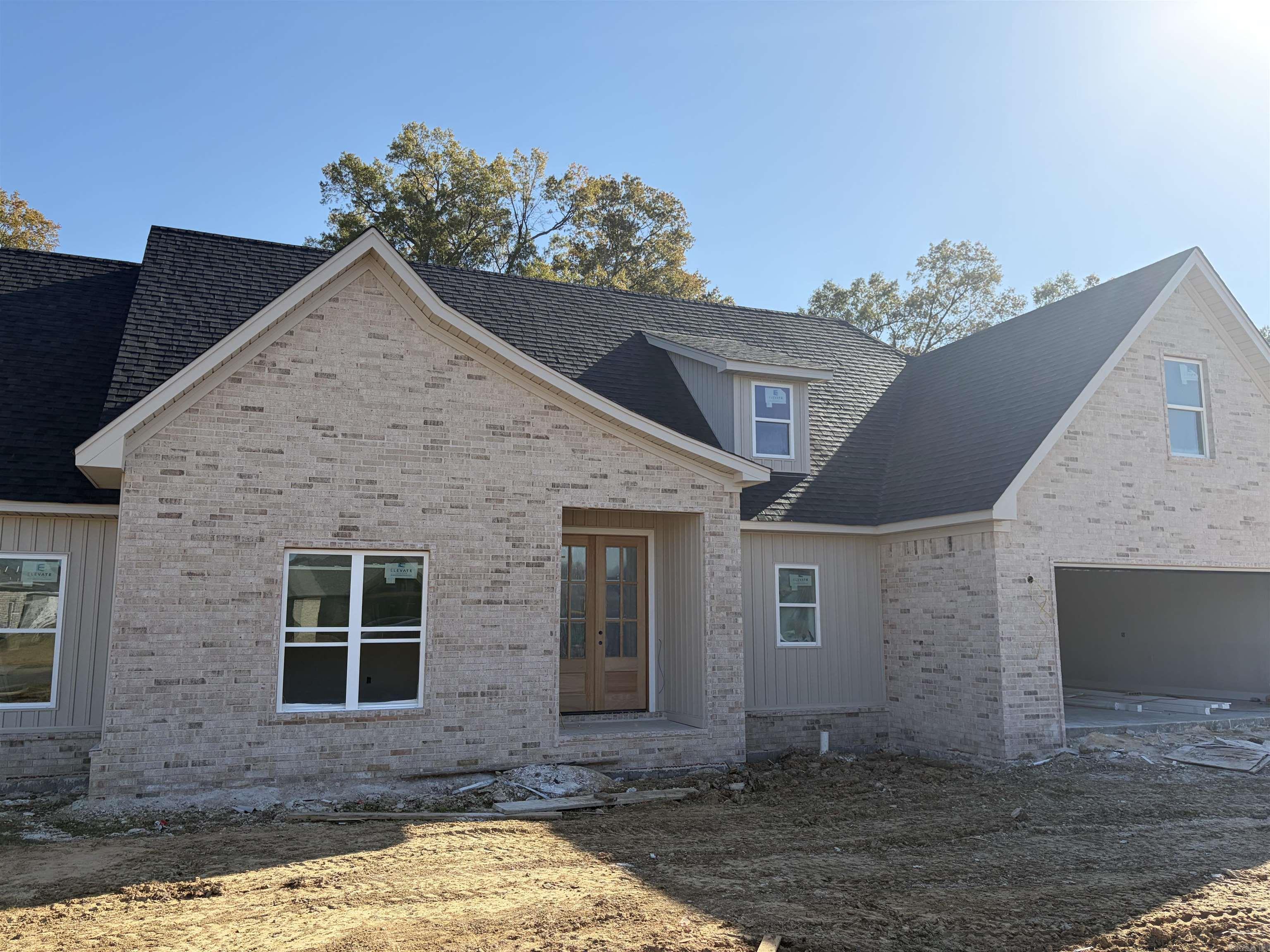 SUNSET LANDING - Residential