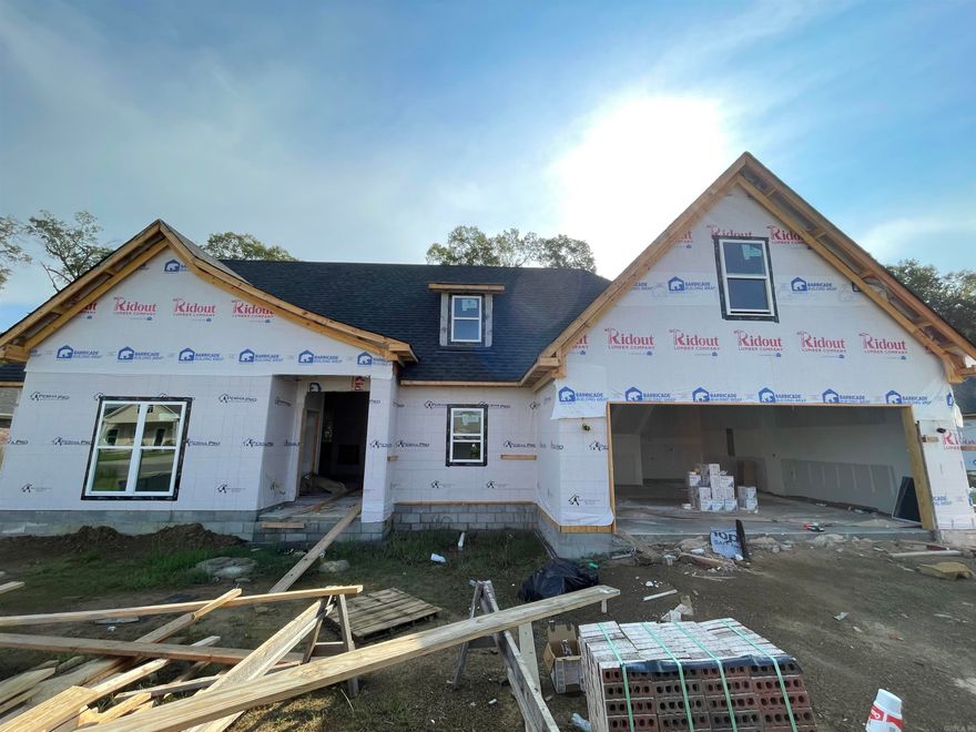 Beautiful home under construction in Morrilton. Agents, see attached documents to see the floor plan and finishings. Now with a BONUS ROOM upstairs!! Price increased due to the square footage increase.