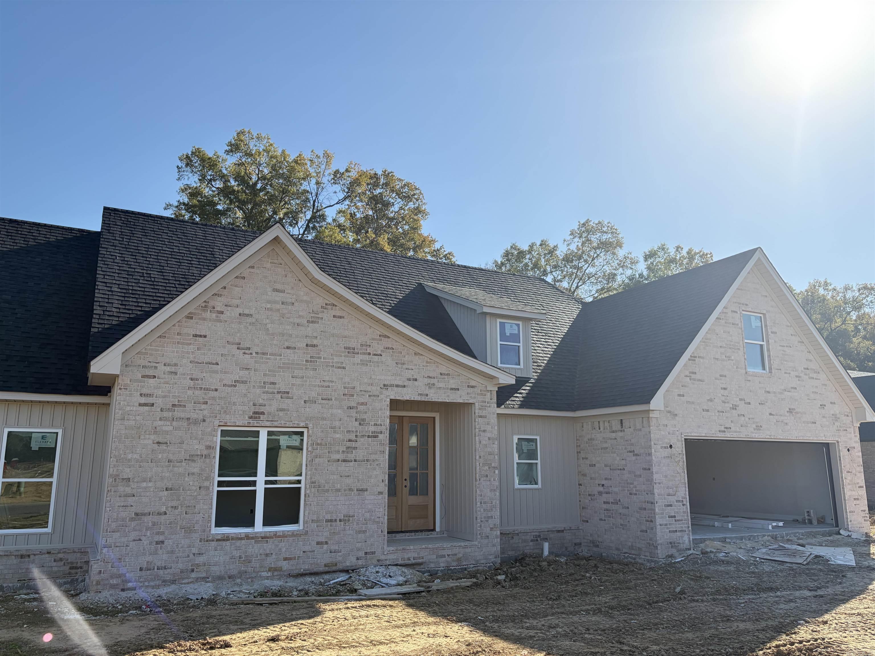 SUNSET LANDING - Residential