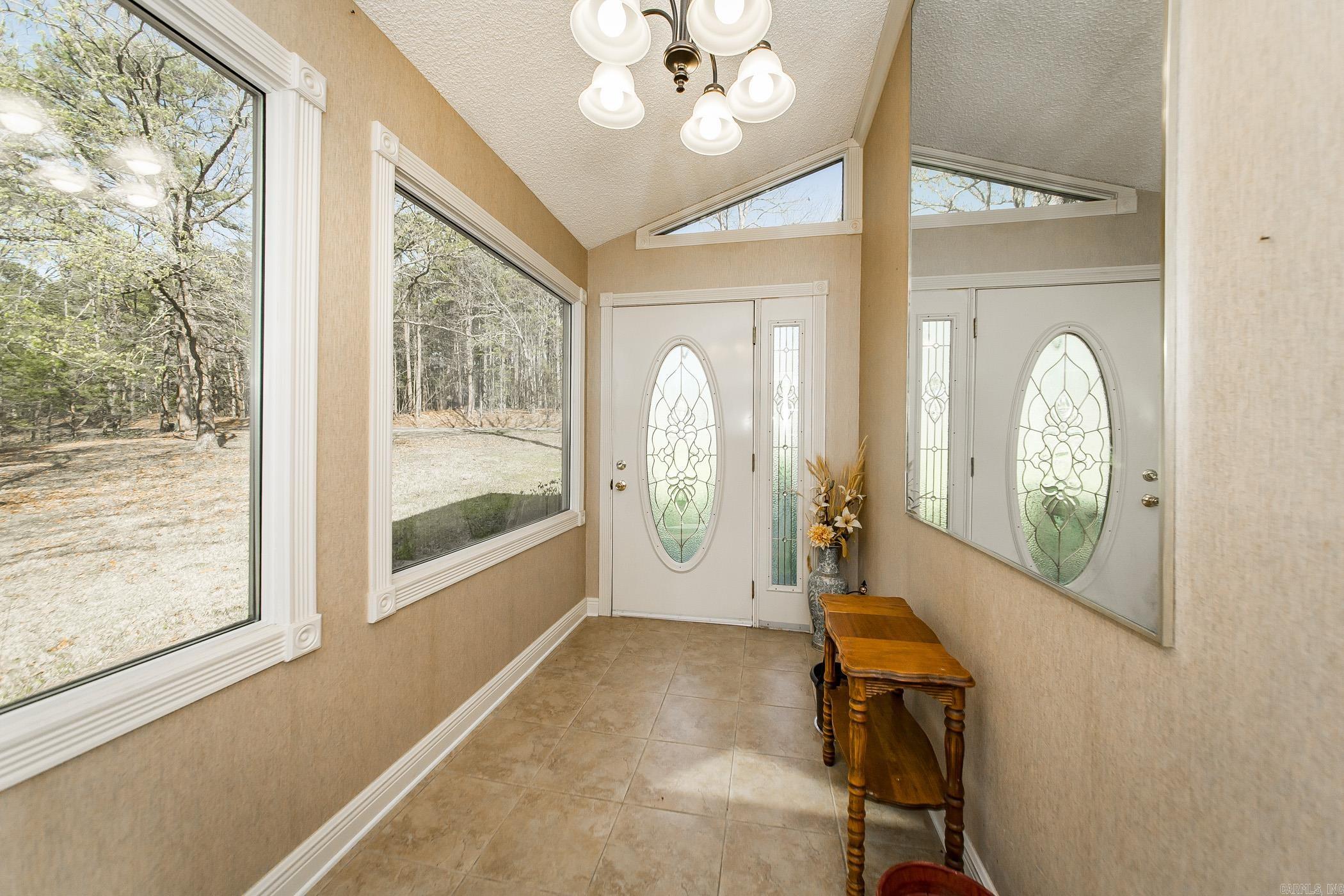 MOUNTAIN RANCH - Residential