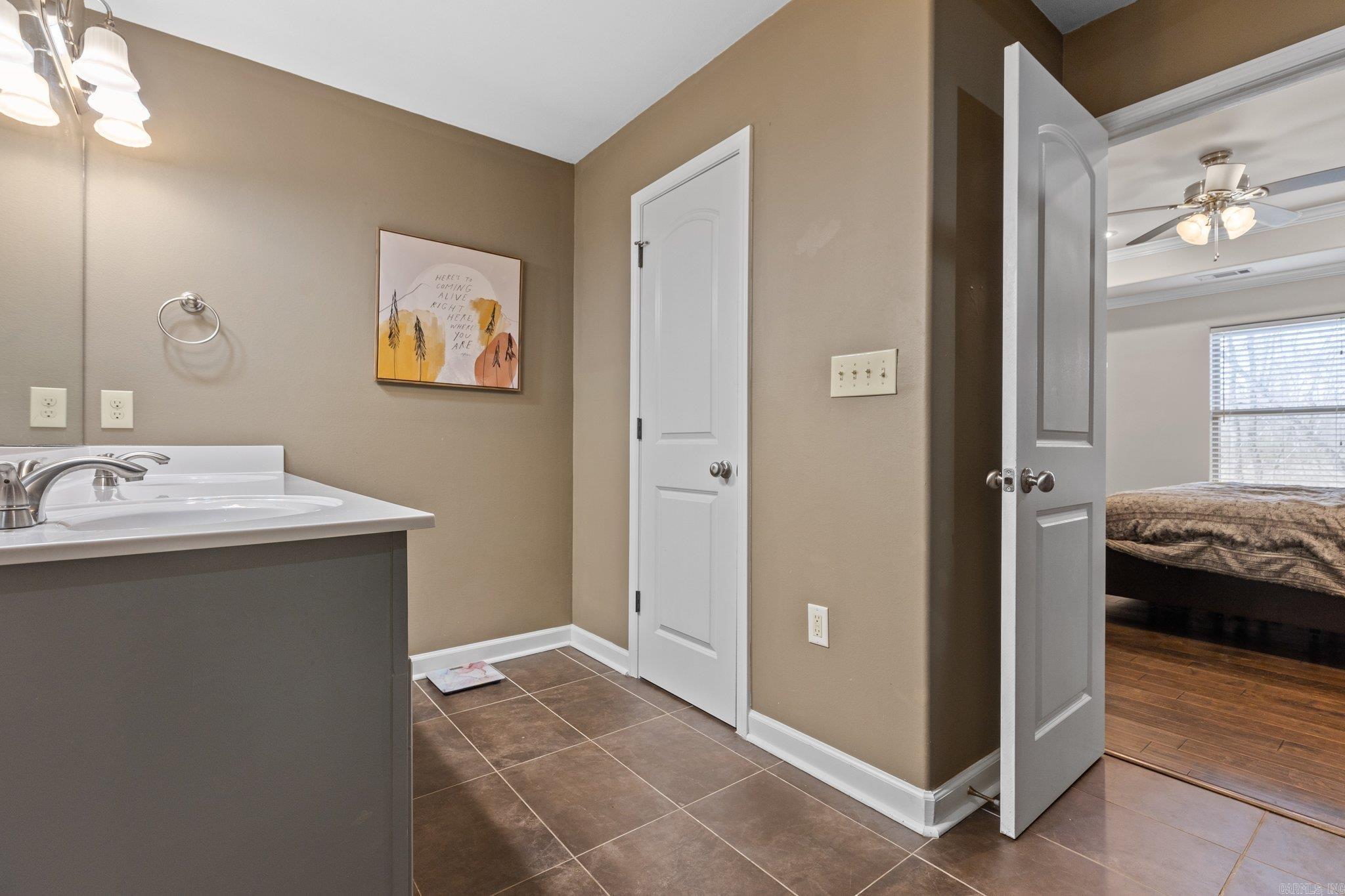 HIDDEN LAKE ESTATES - Residential