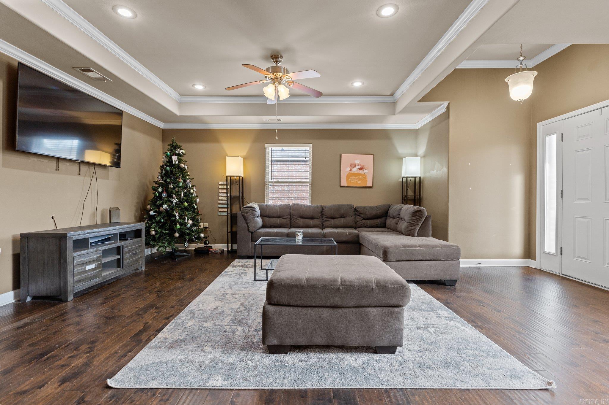 HIDDEN LAKE ESTATES - Residential