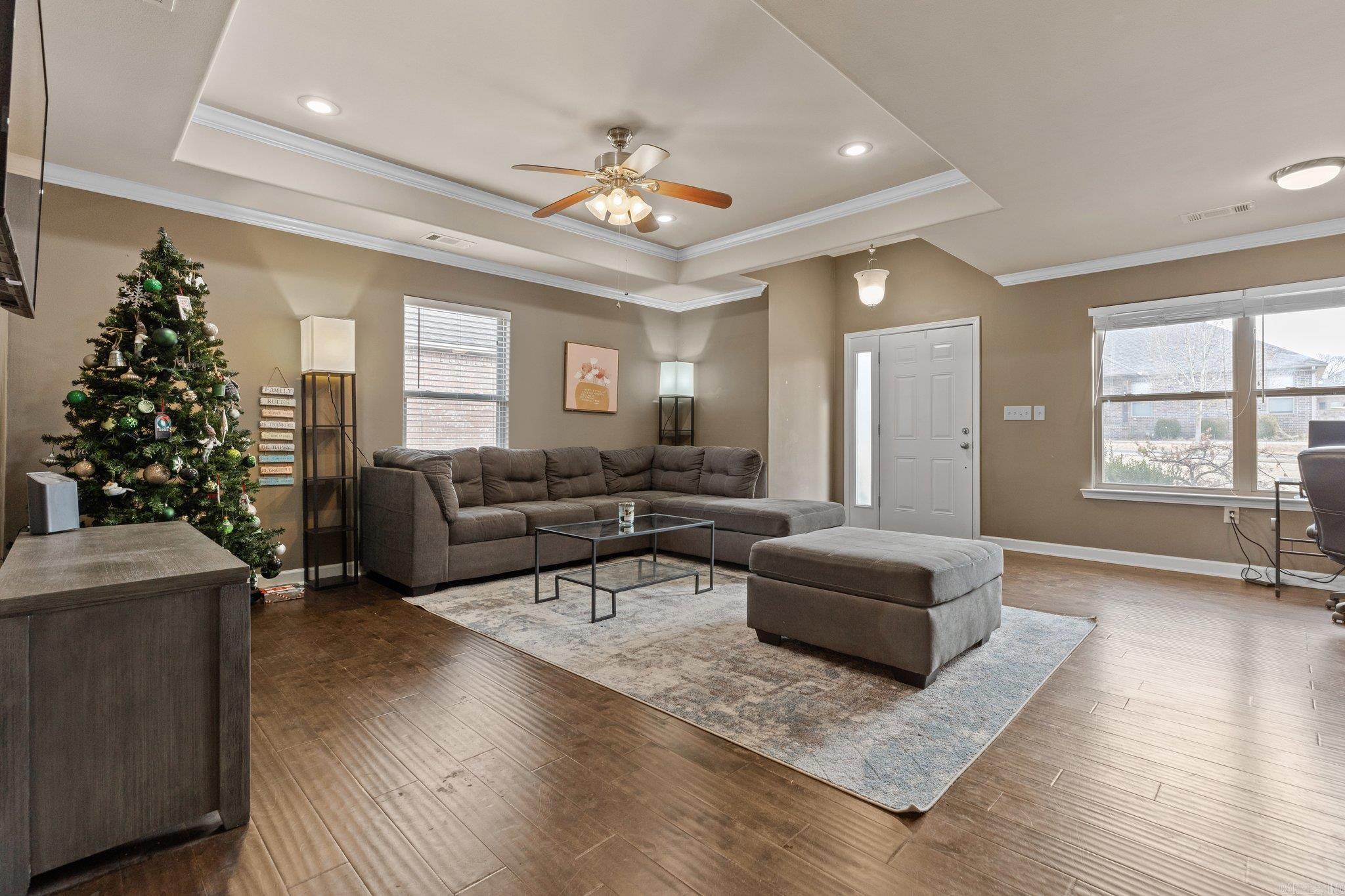 HIDDEN LAKE ESTATES - Residential