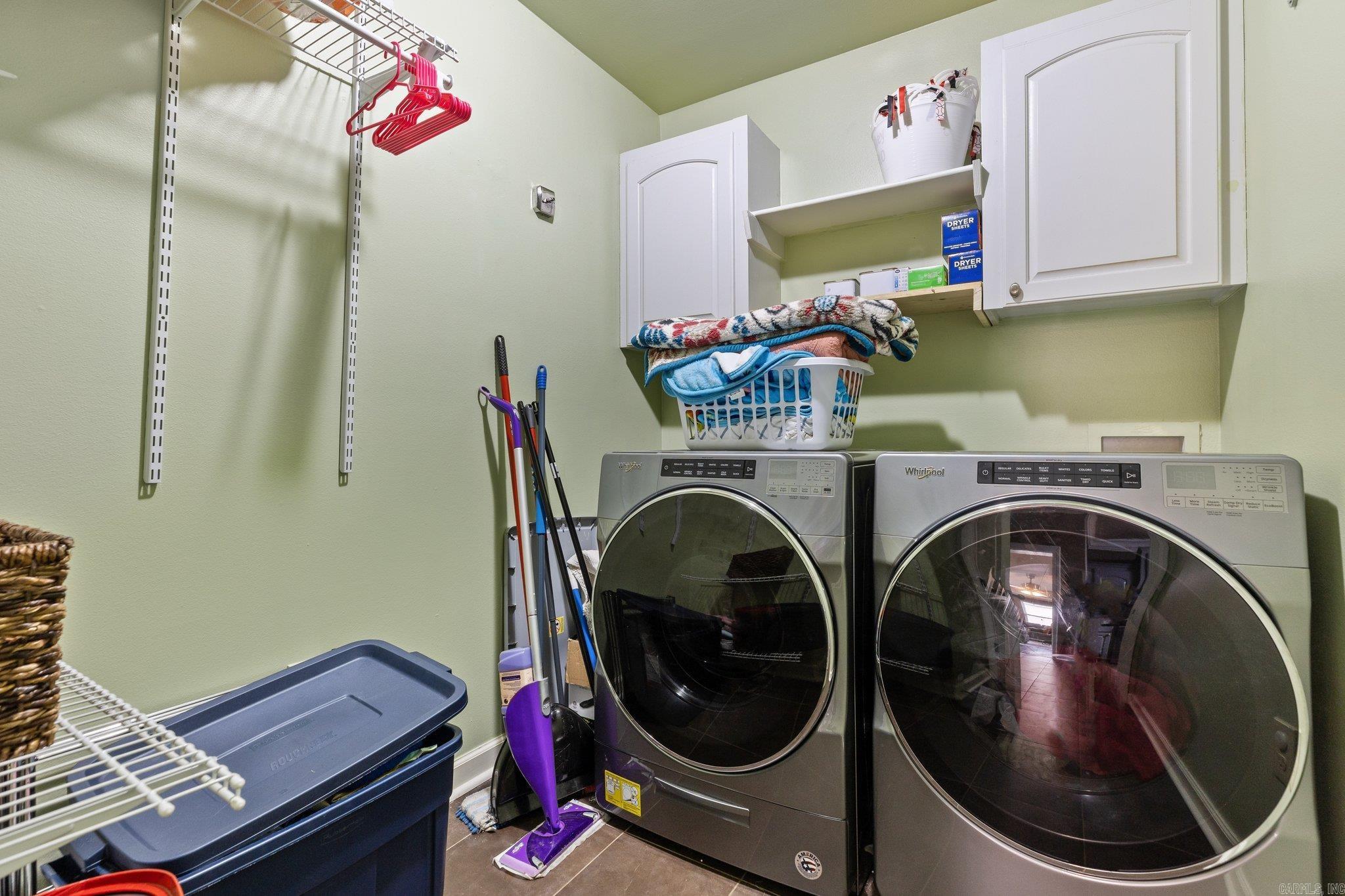 HIDDEN LAKE ESTATES - Residential