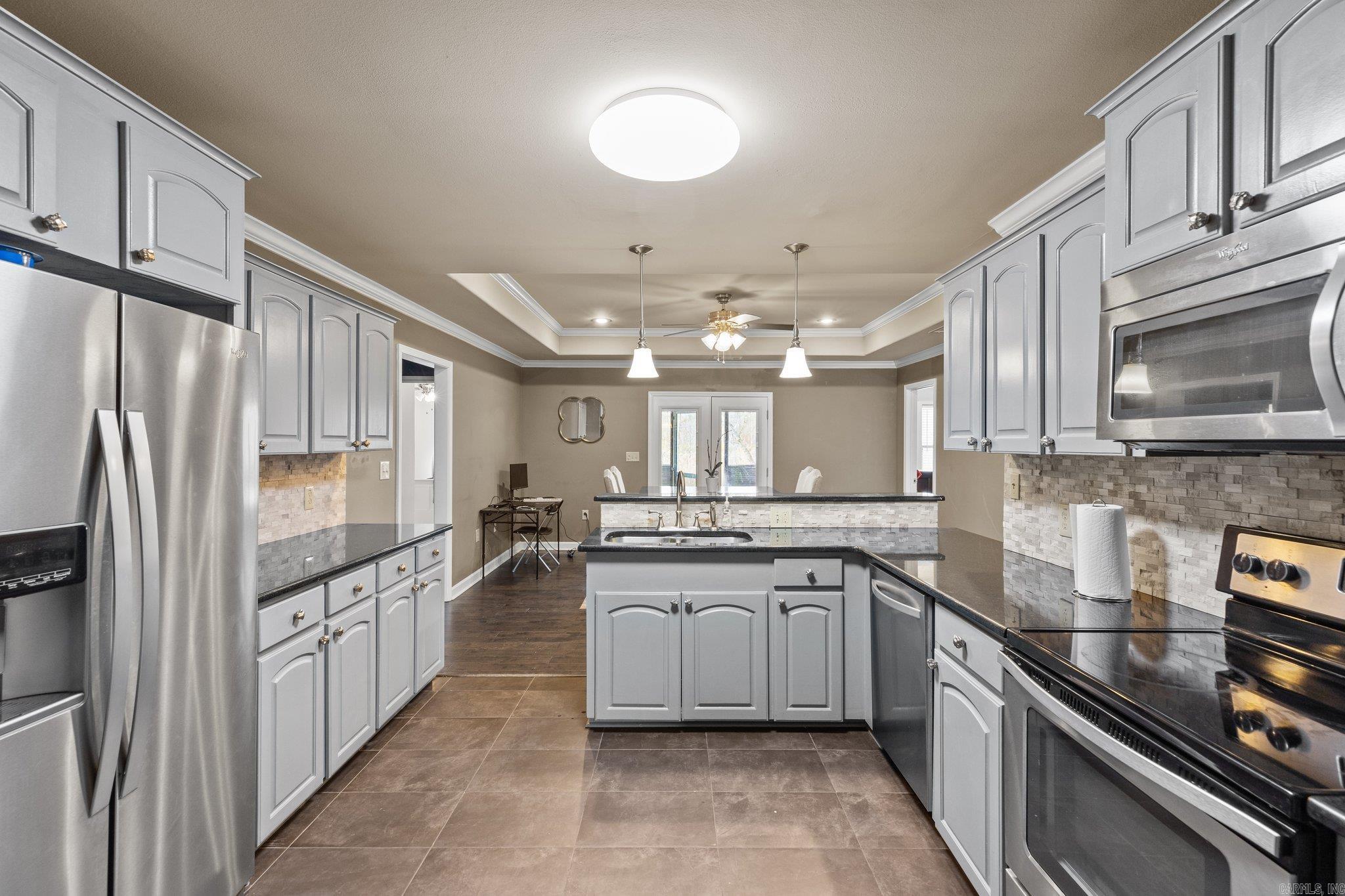 HIDDEN LAKE ESTATES - Residential