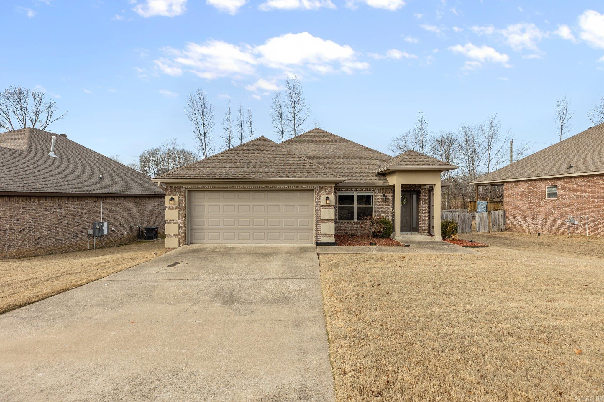 HIDDEN LAKE ESTATES - Residential