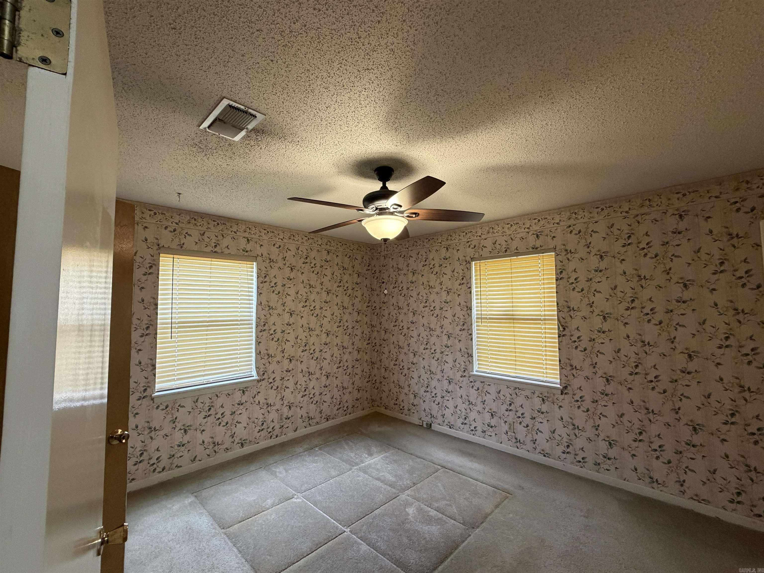 BELMONT - Residential