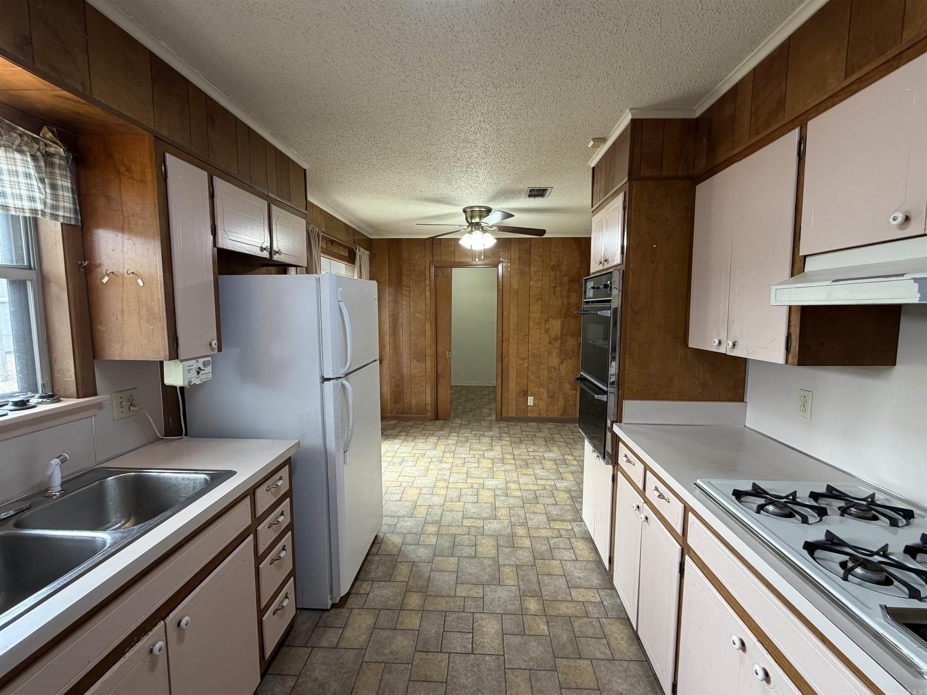 BELMONT - Residential