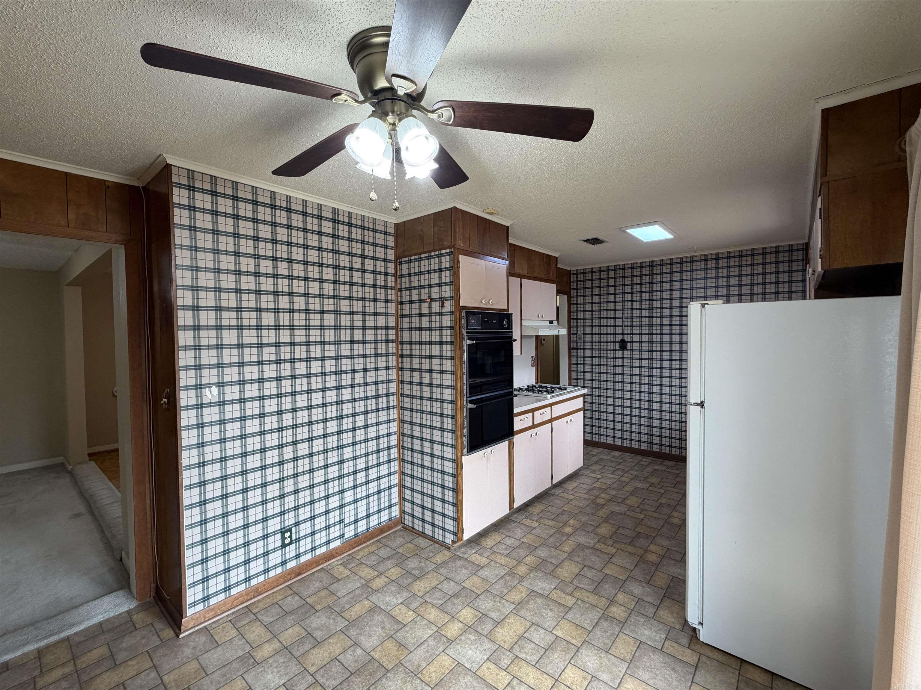 BELMONT - Residential