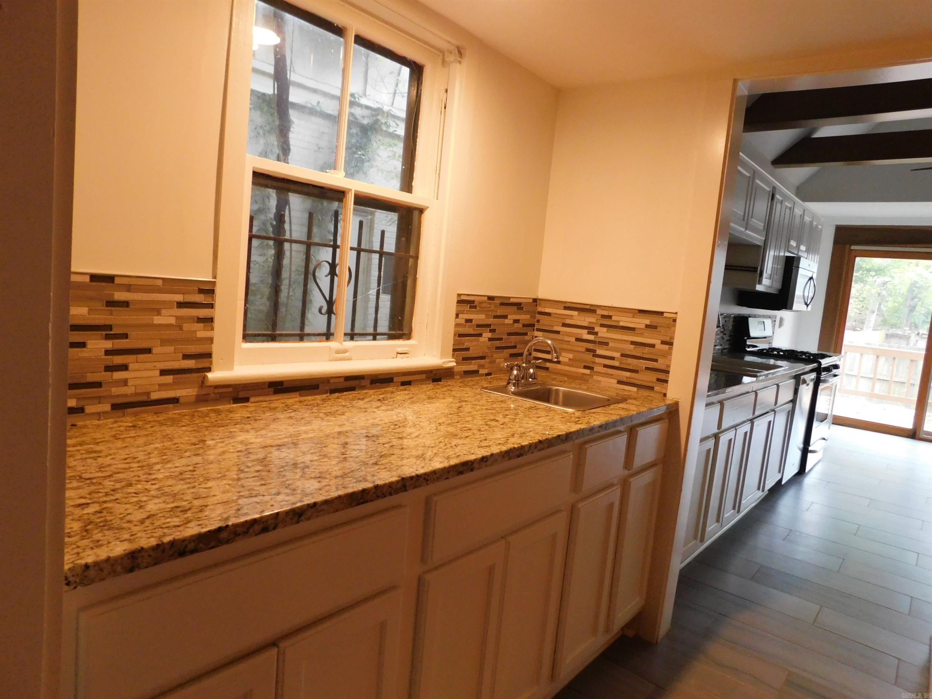 SHEPPARD PLACE HPR - Residential