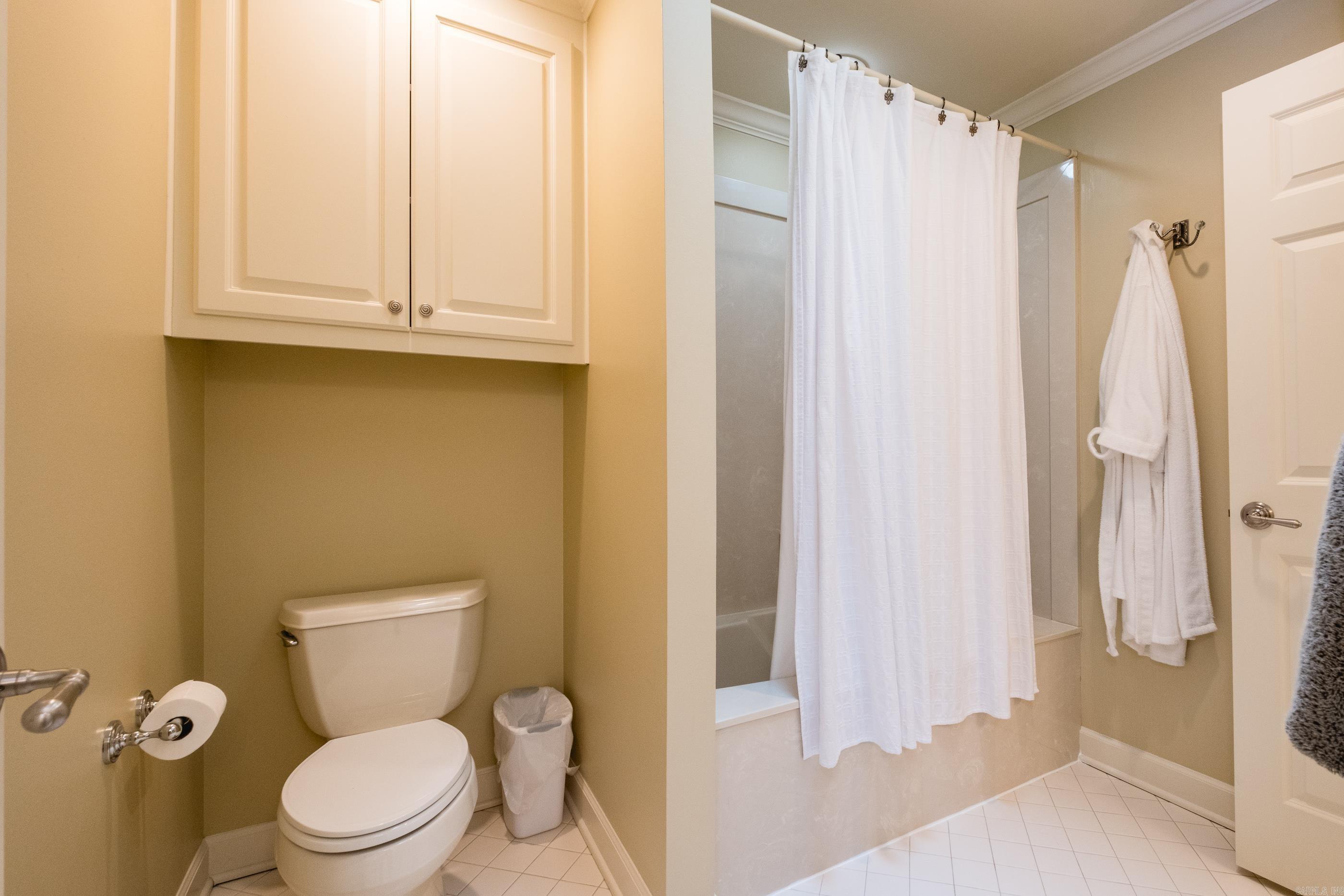 SOMERSETT ESTATES - Residential