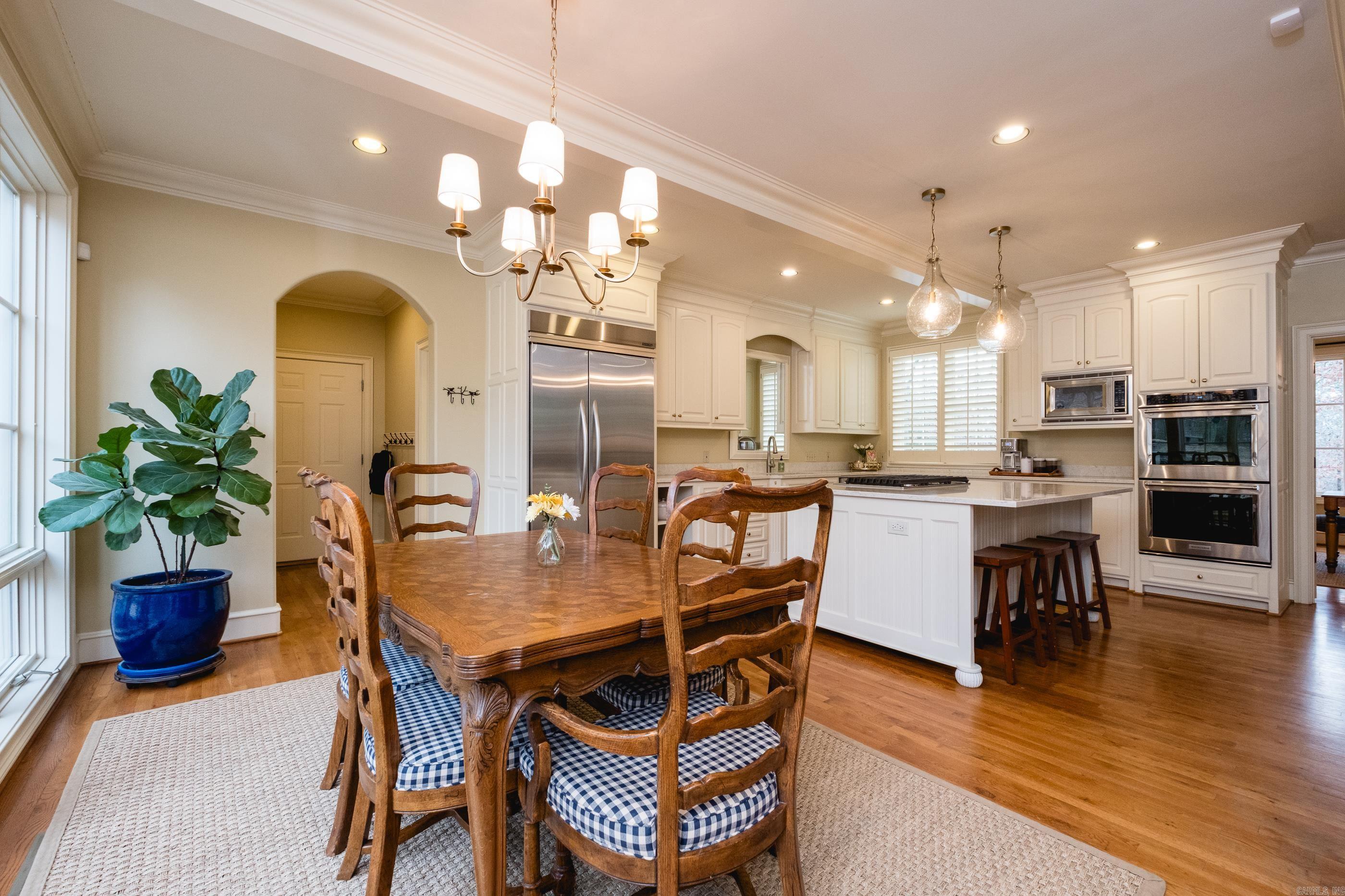 SOMERSETT ESTATES - Residential