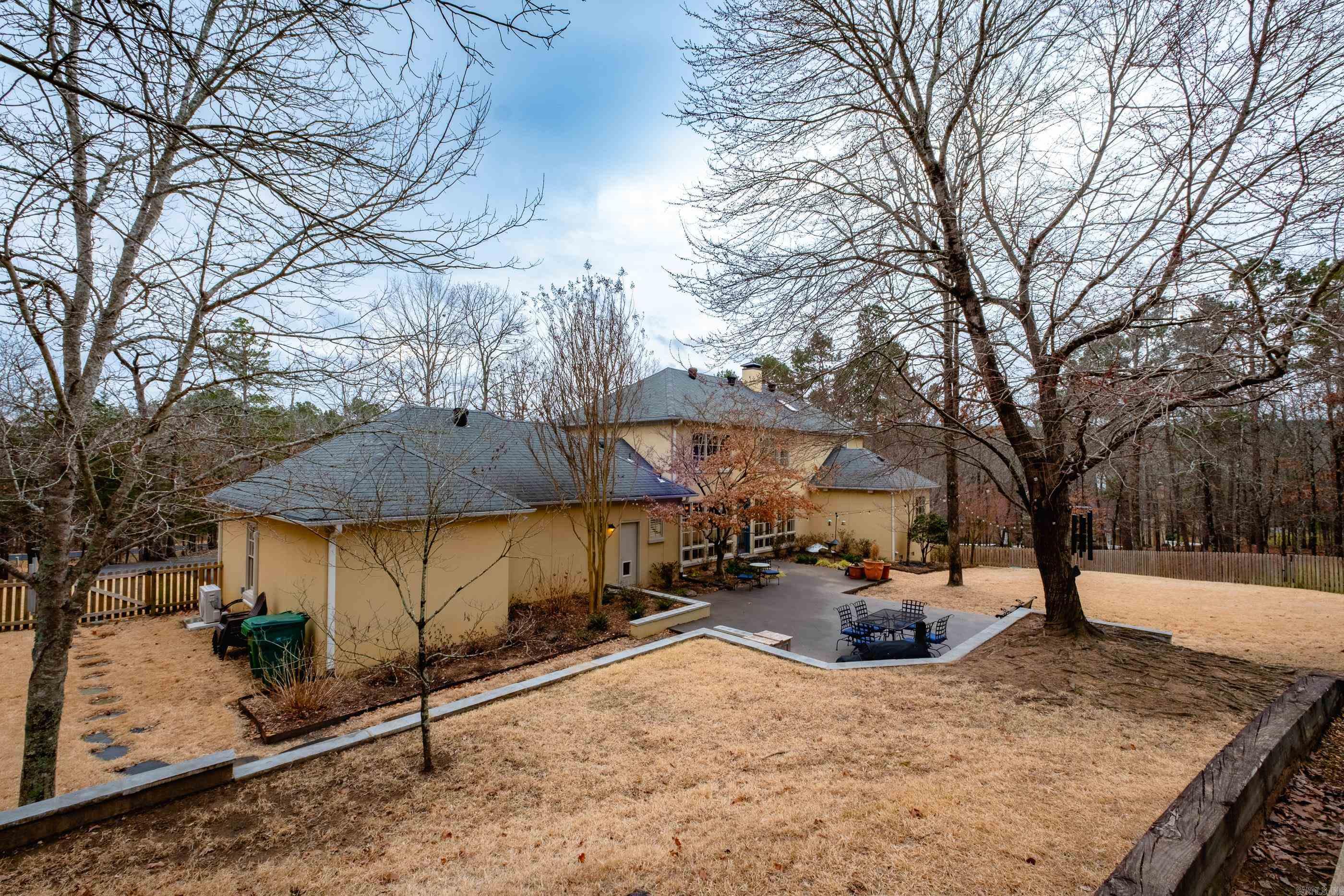 SOMERSETT ESTATES - Residential