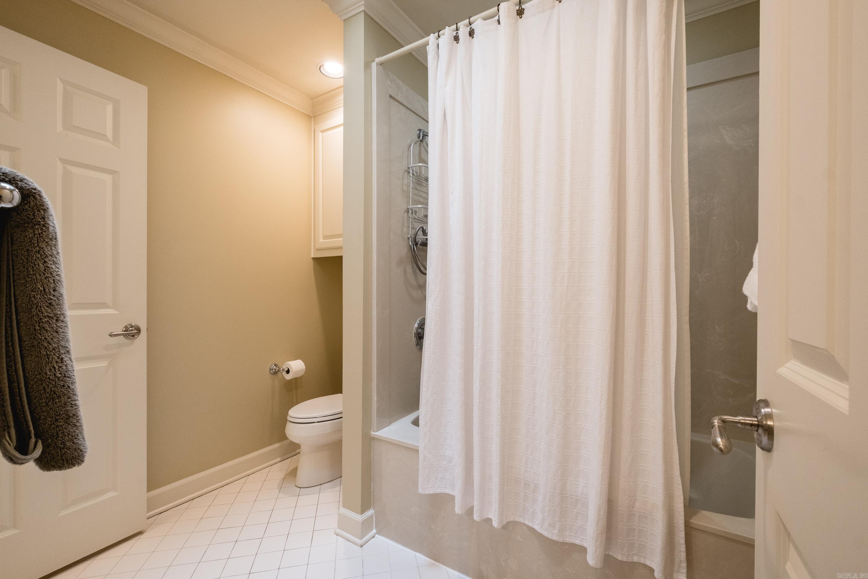 SOMERSETT ESTATES - Residential