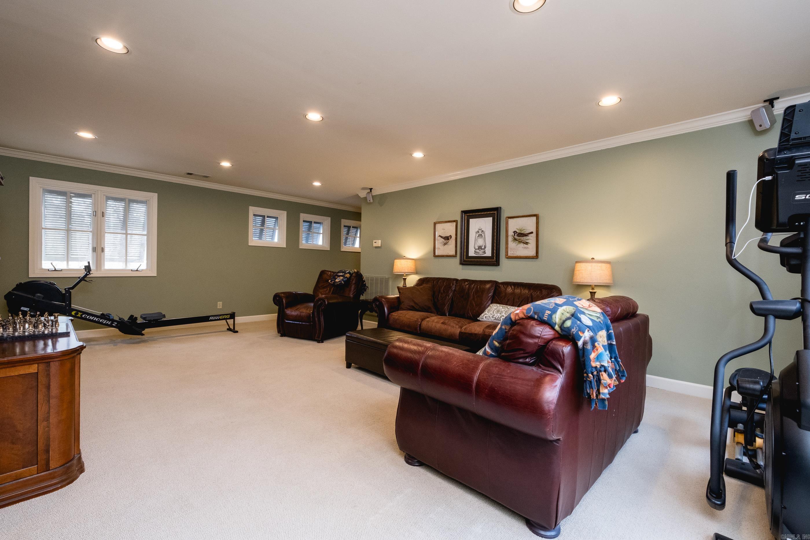 SOMERSETT ESTATES - Residential