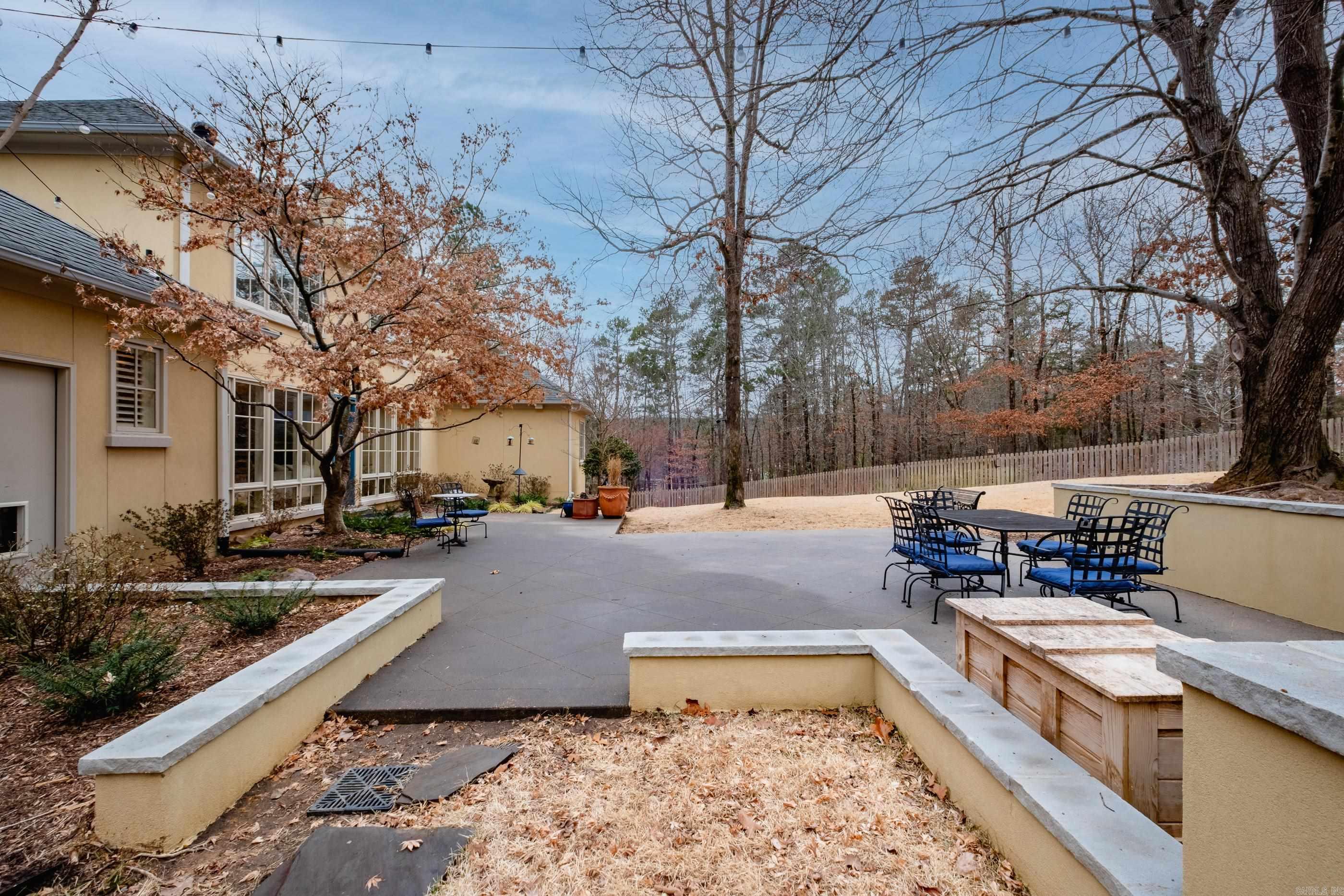 SOMERSETT ESTATES - Residential