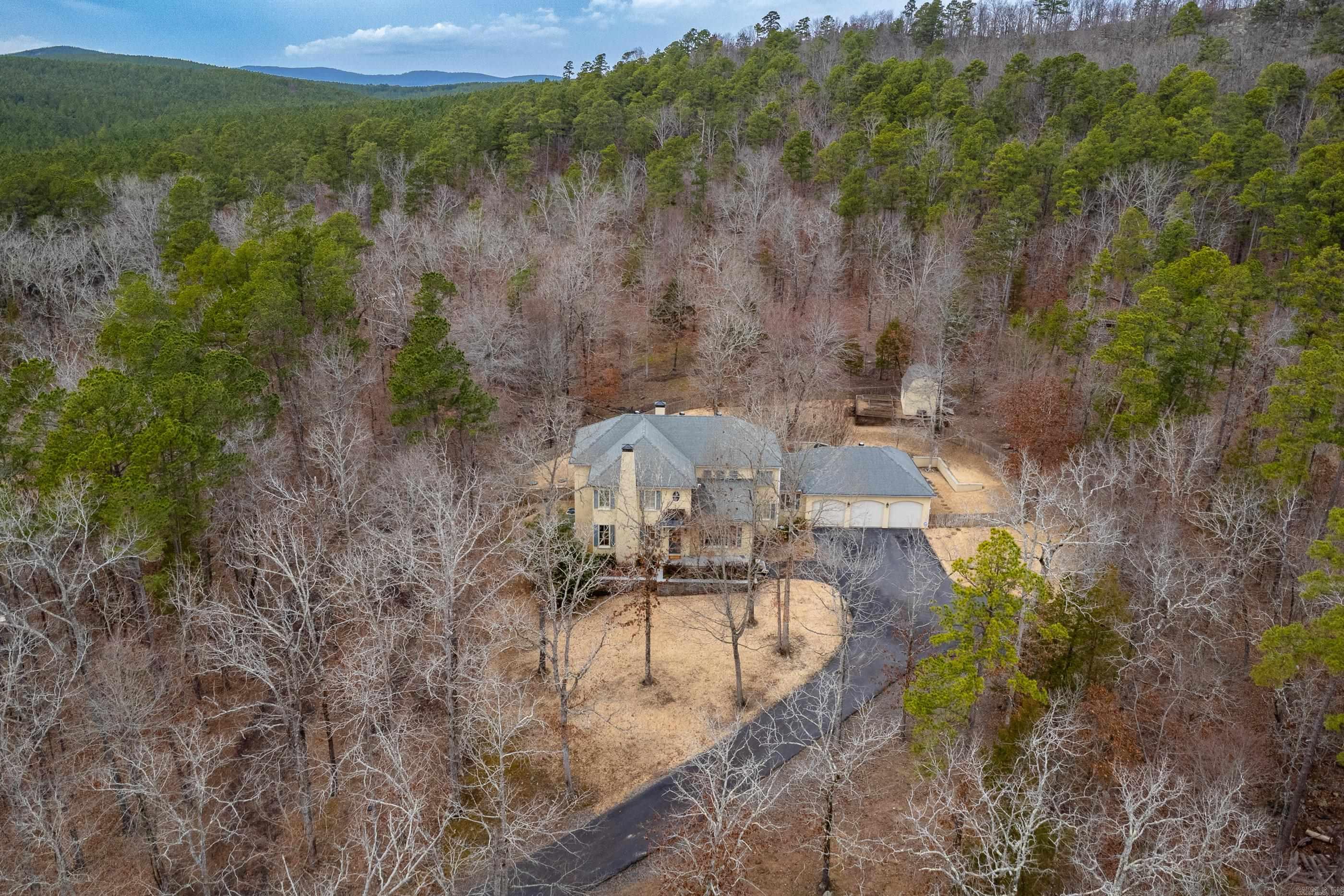 SOMERSETT ESTATES - Residential