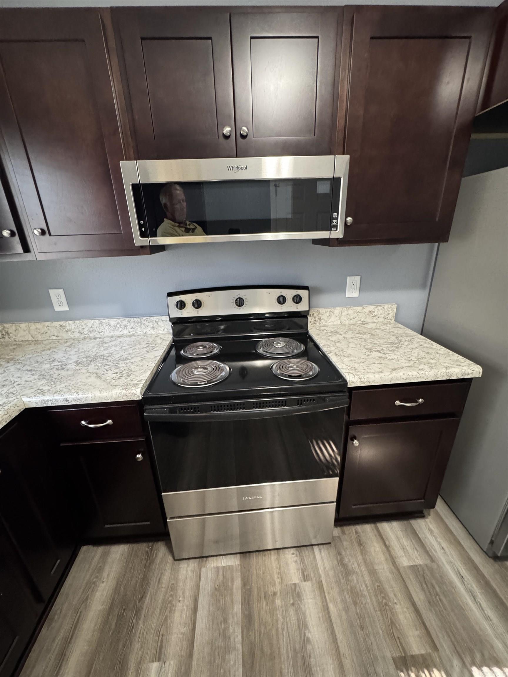 WOODLAND BLUFF - Residential