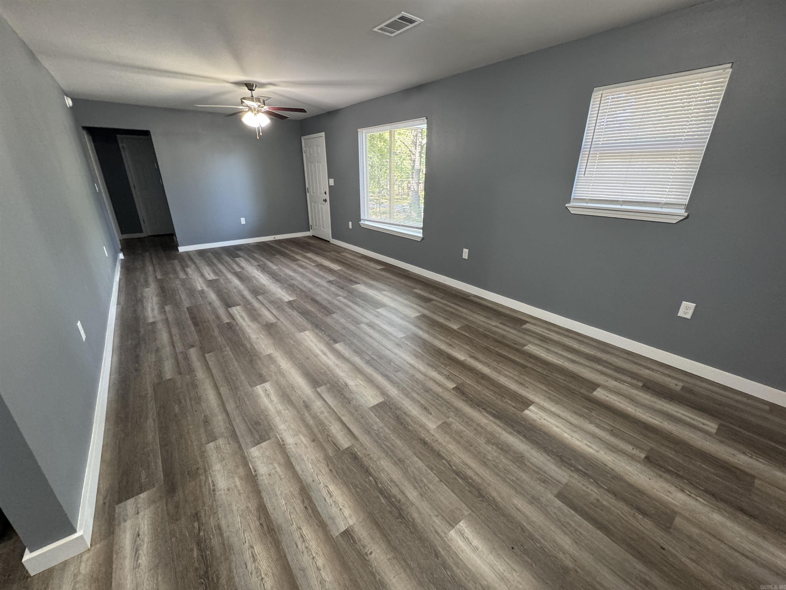 WOODLAND BLUFF - Residential