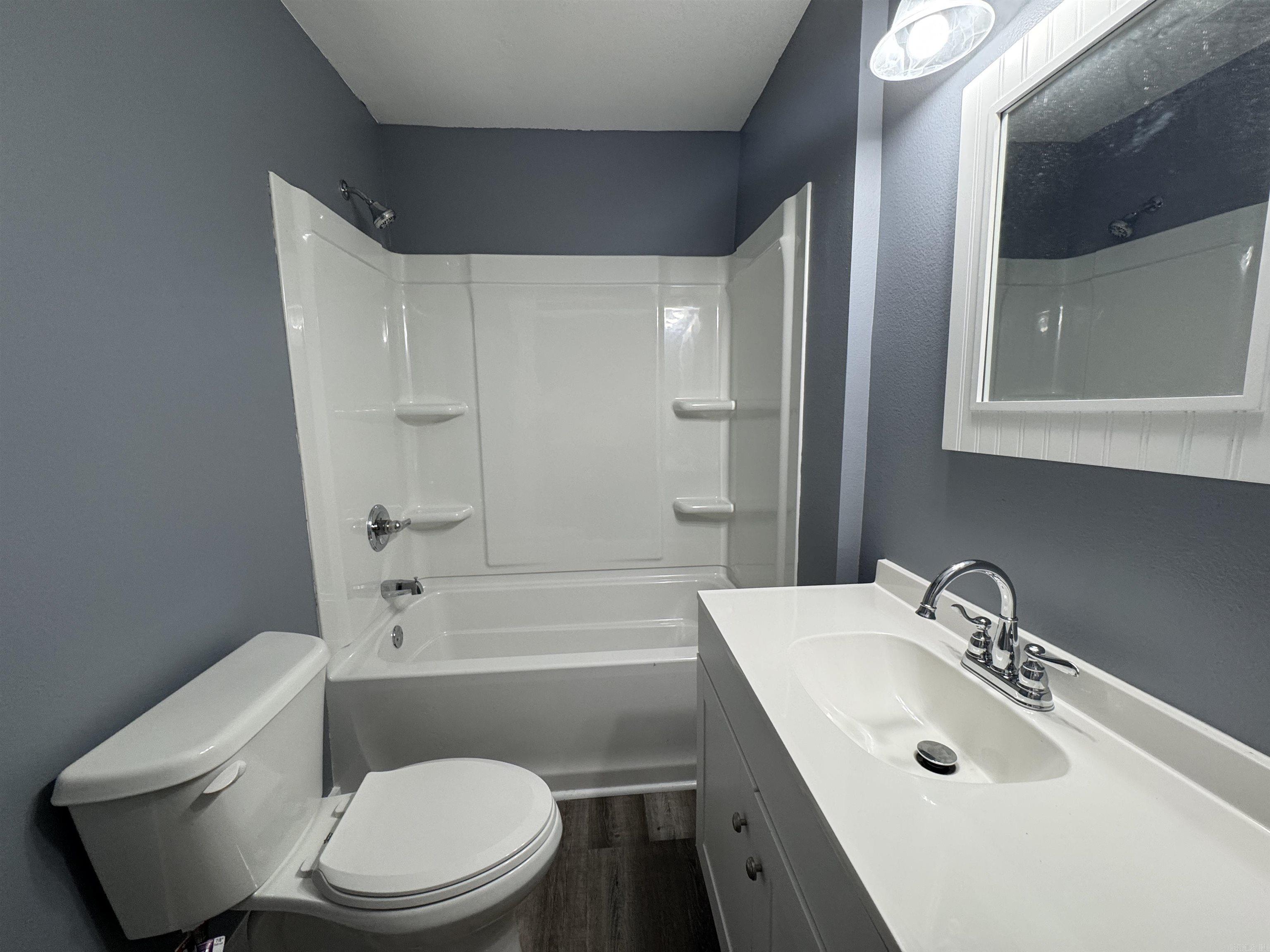 WOODLAND BLUFF - Residential