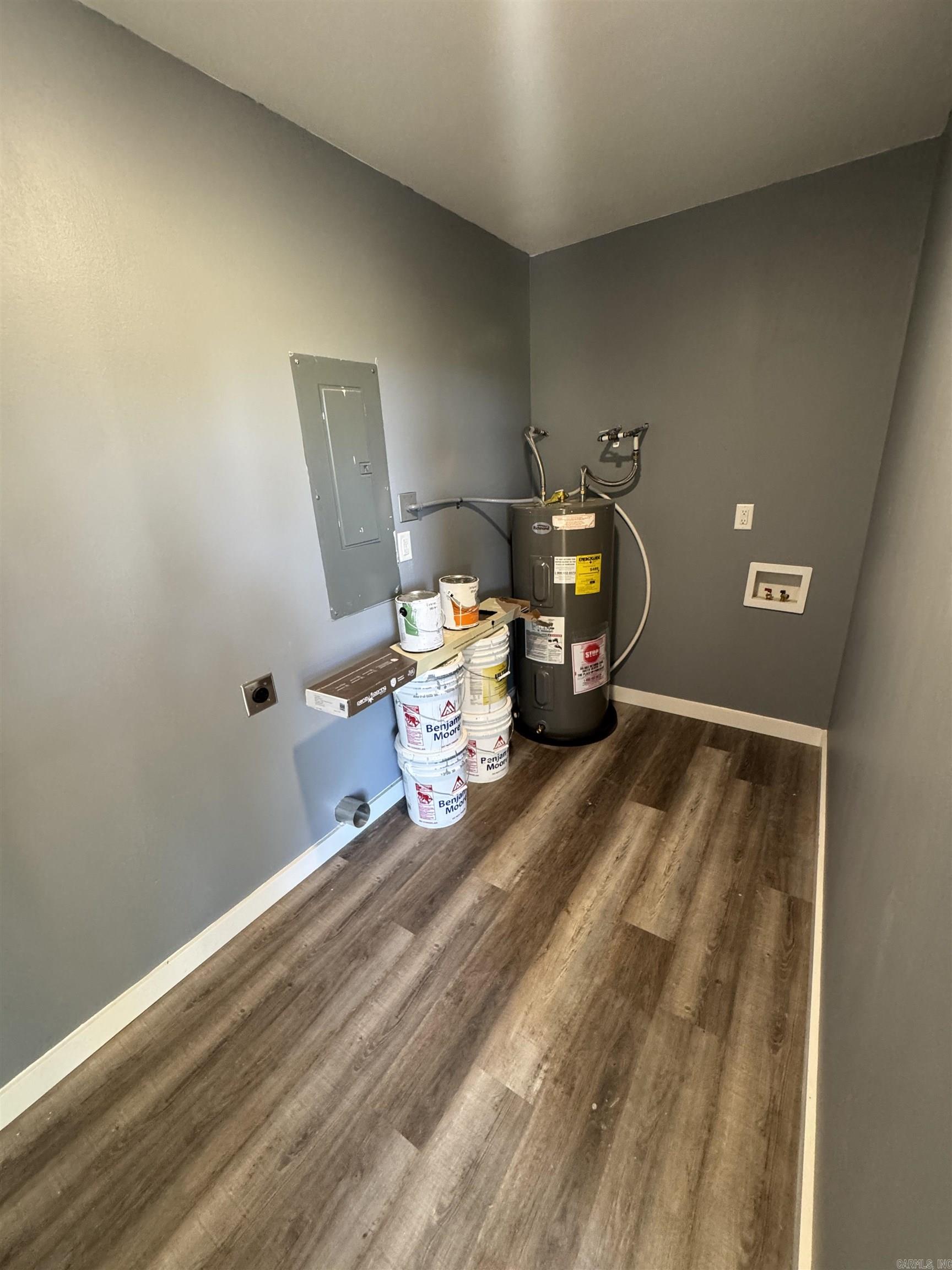 WOODLAND BLUFF - Residential