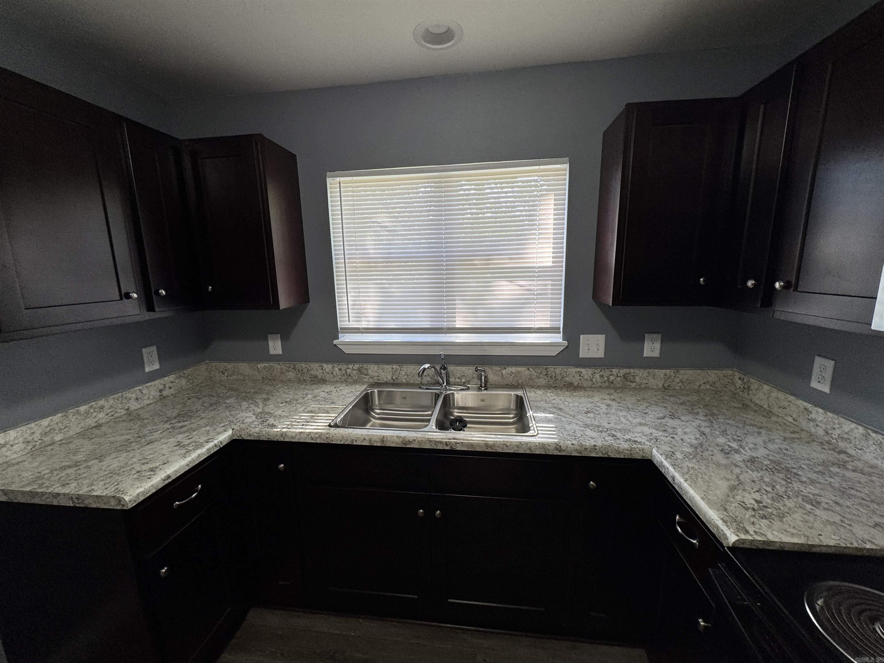 WOODLAND BLUFF - Residential