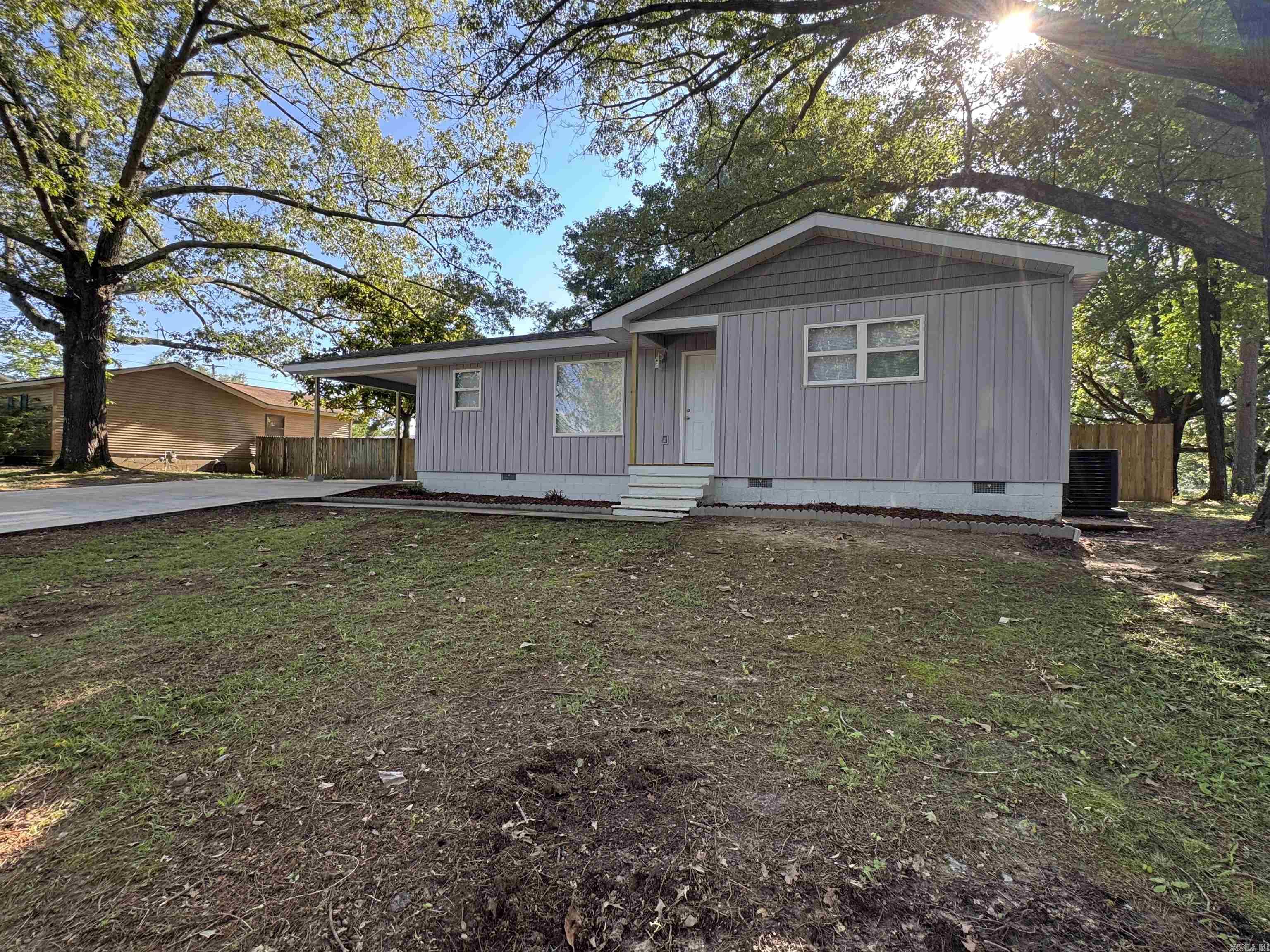 WOODLAND BLUFF - Residential