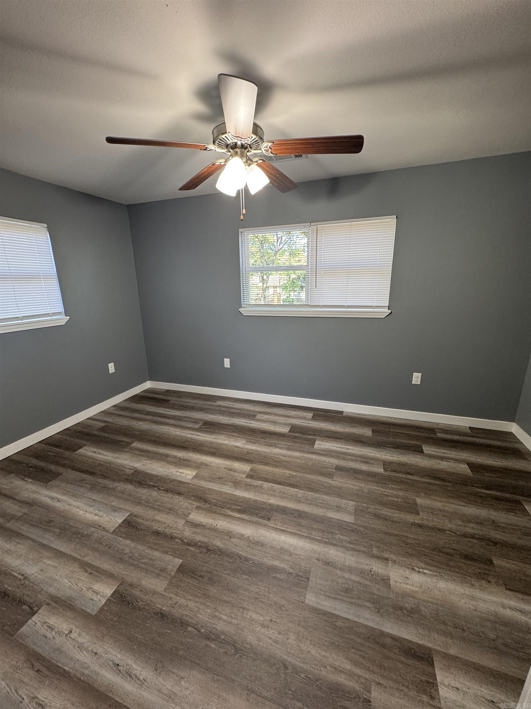 WOODLAND BLUFF - Residential