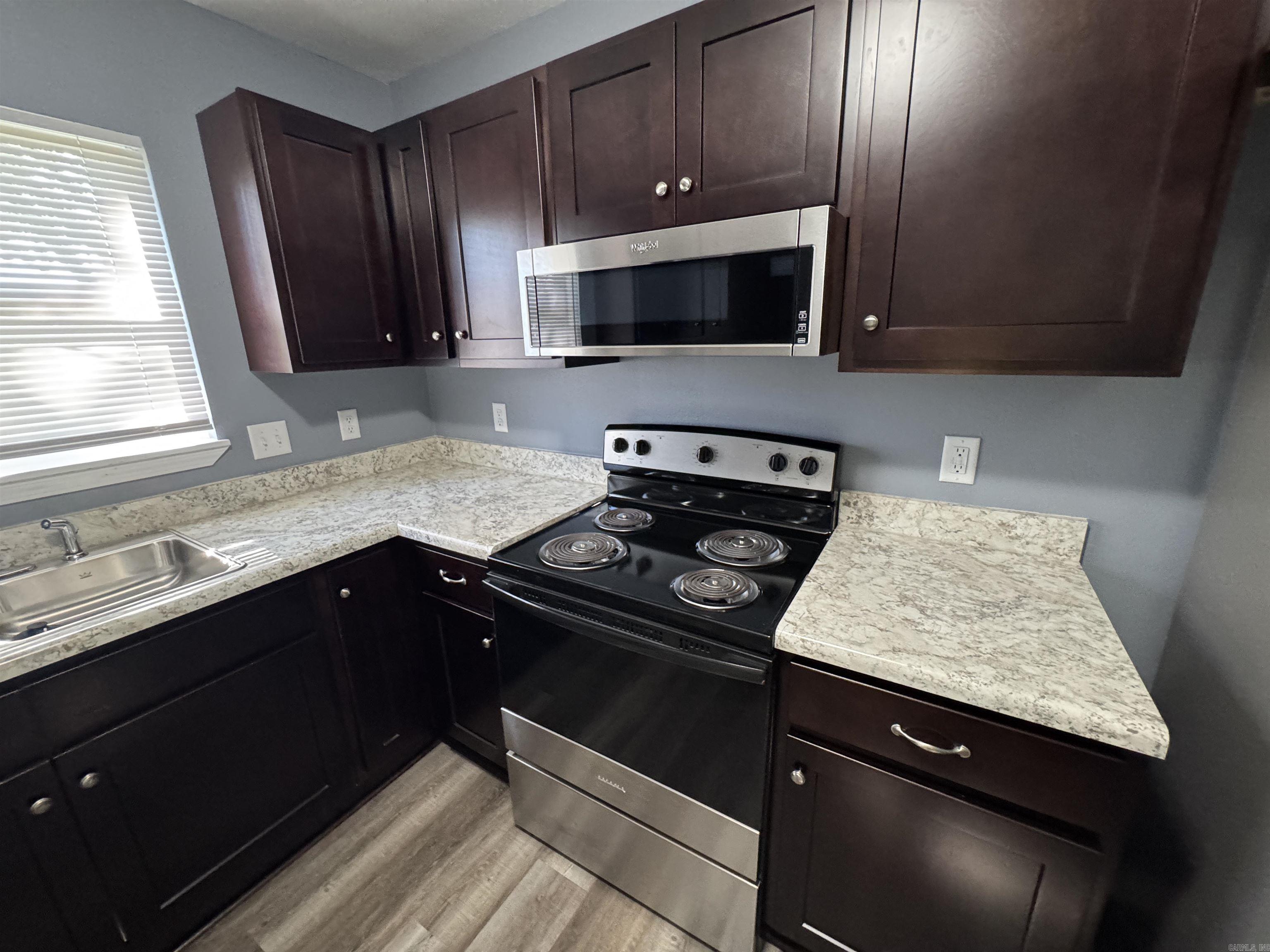 WOODLAND BLUFF - Residential