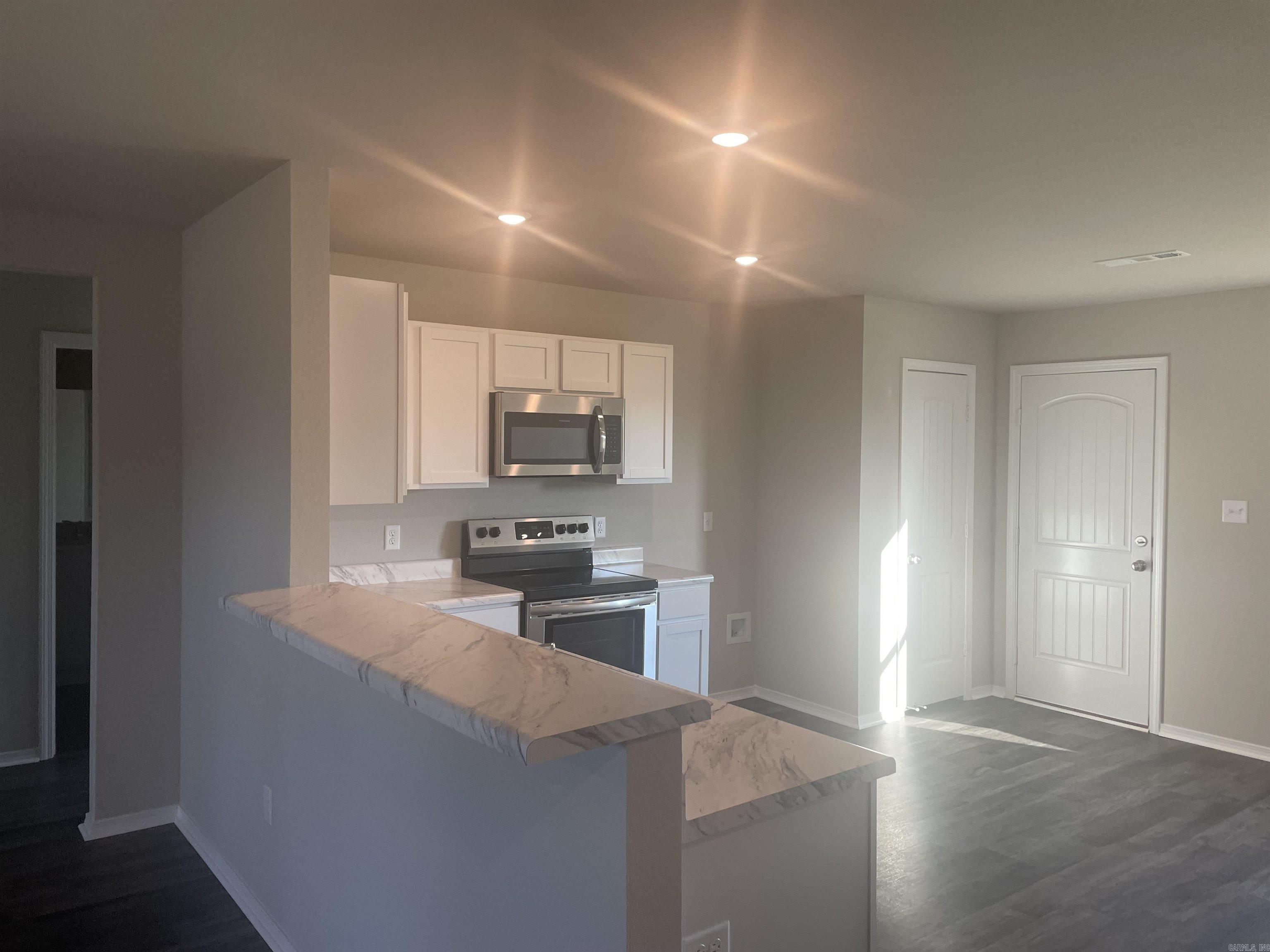 CYPRESS BEND AT WHITE OAK CROSSI - Residential