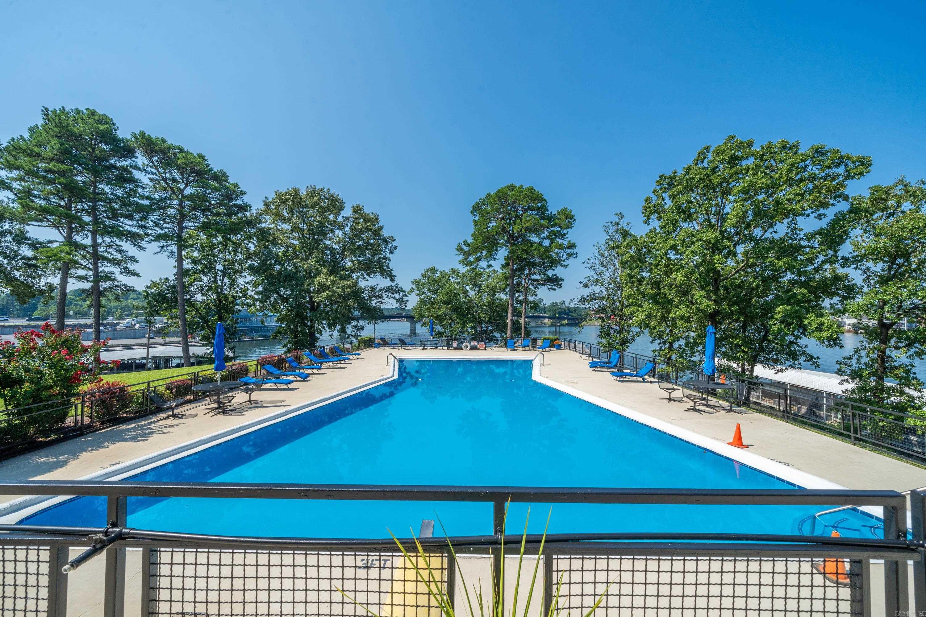 BEACON MANOR HPR - Residential