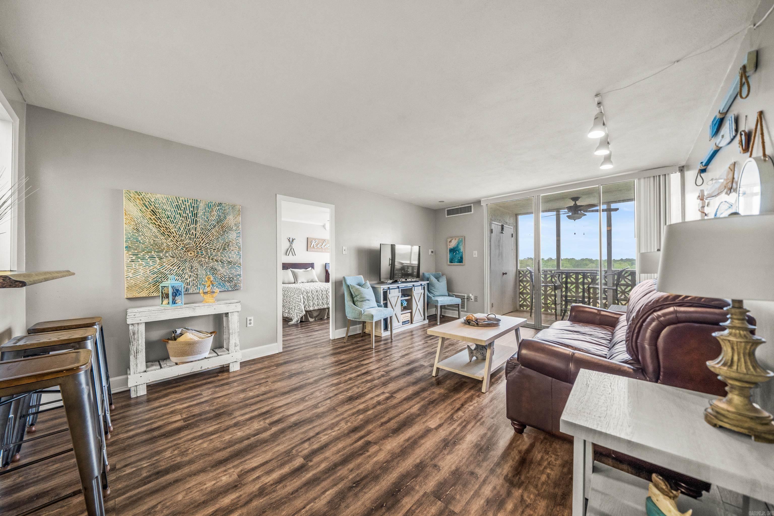 BEACON MANOR HPR - Residential