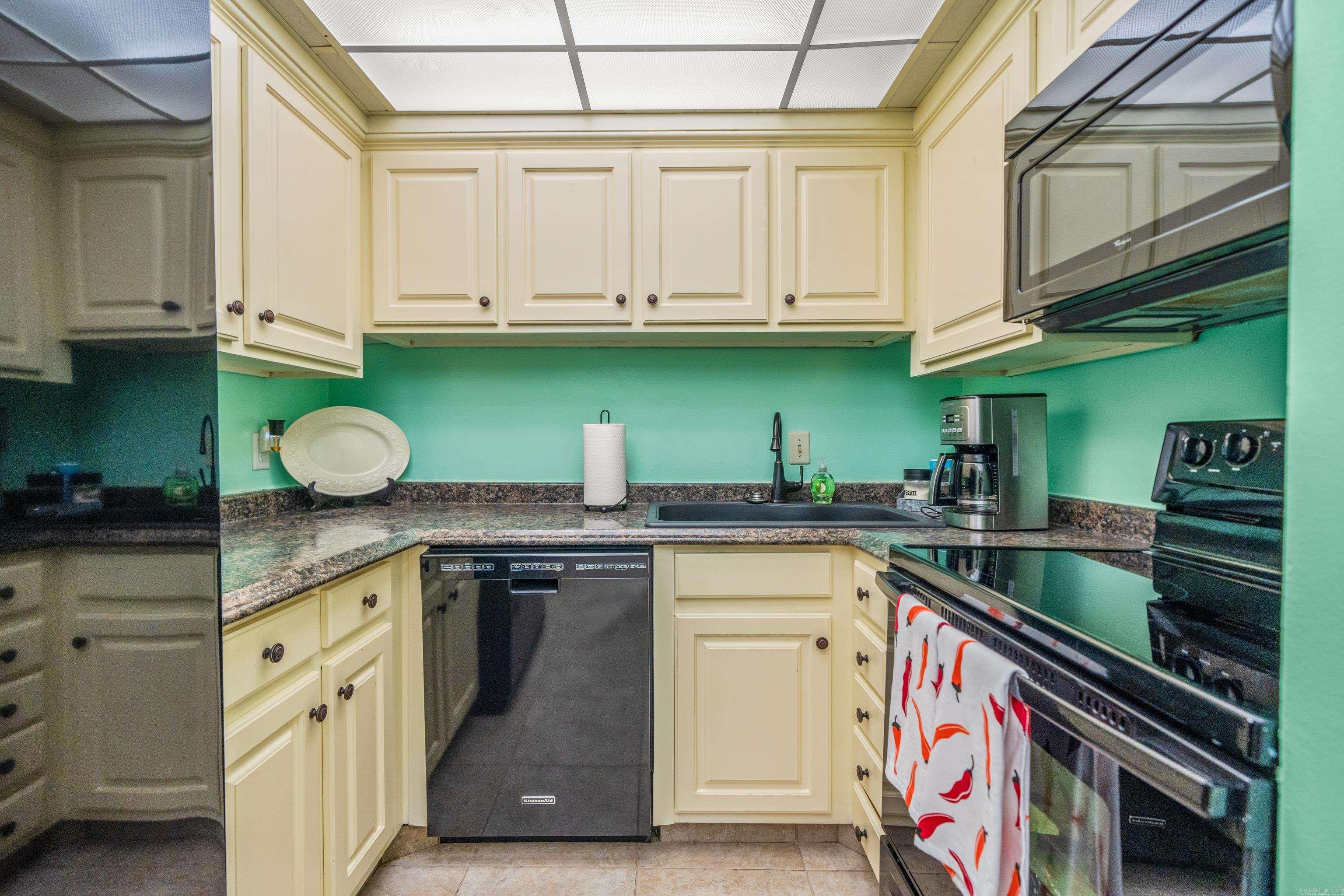 BEACON MANOR HPR - Residential