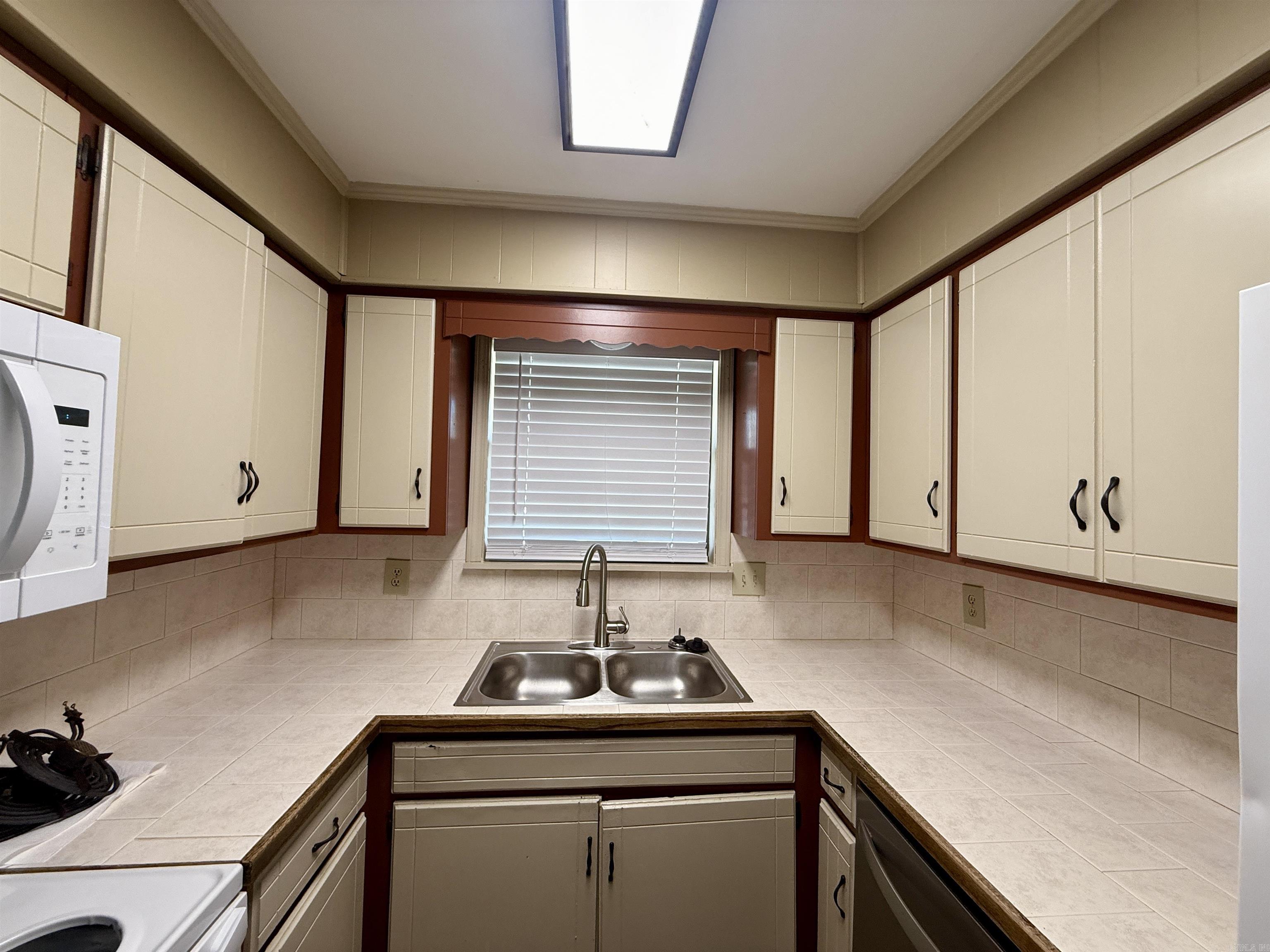 Linwood - Residential Lease