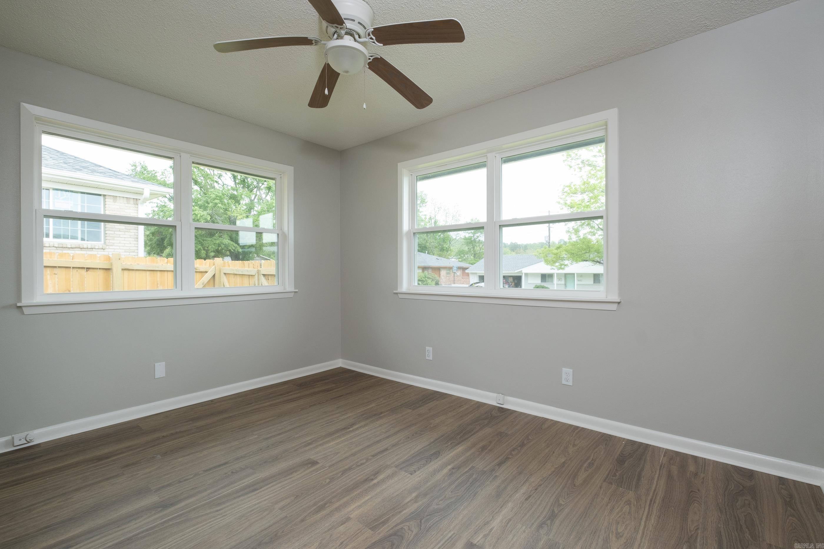 PARK TERRACE - Residential