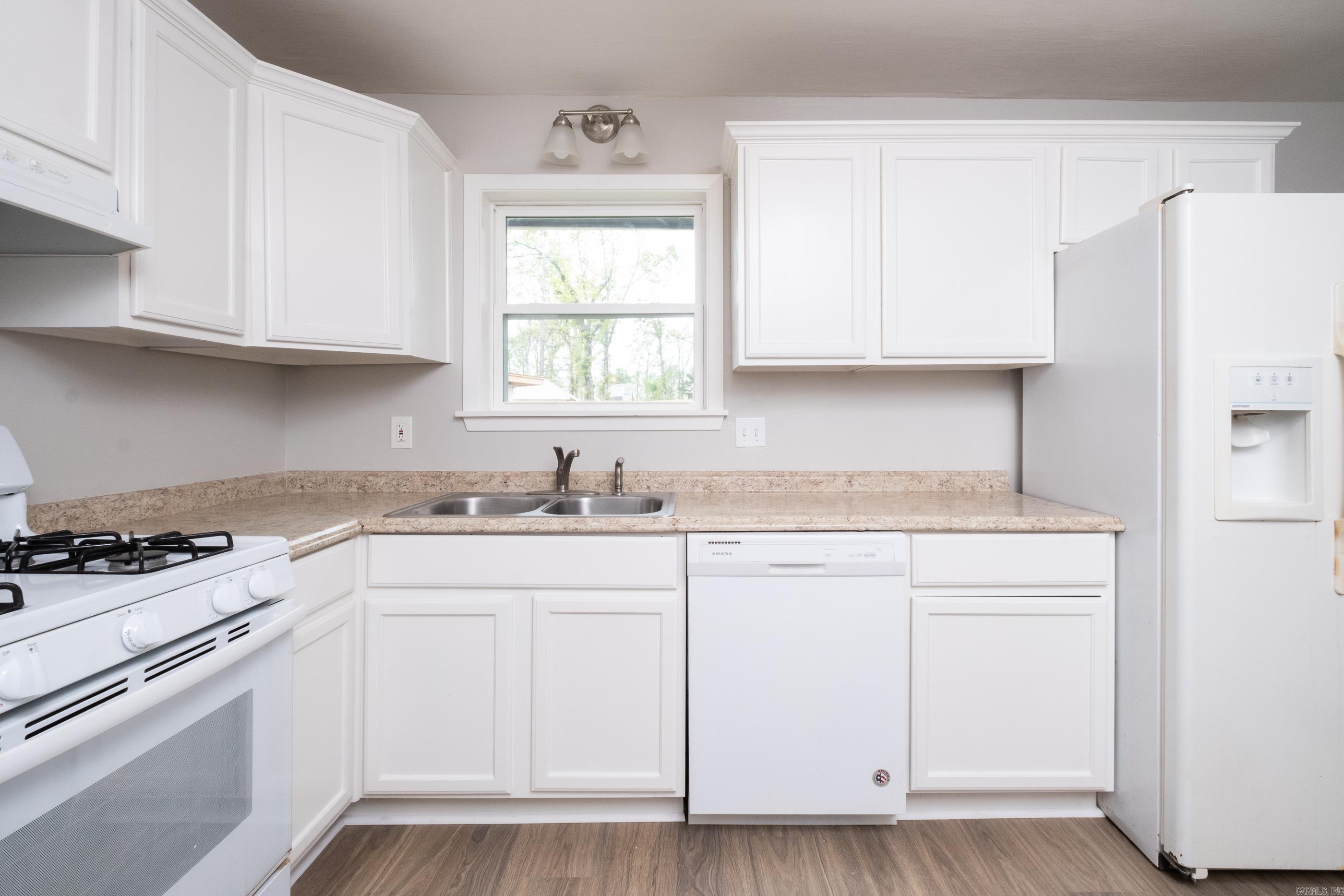 PARK TERRACE - Residential