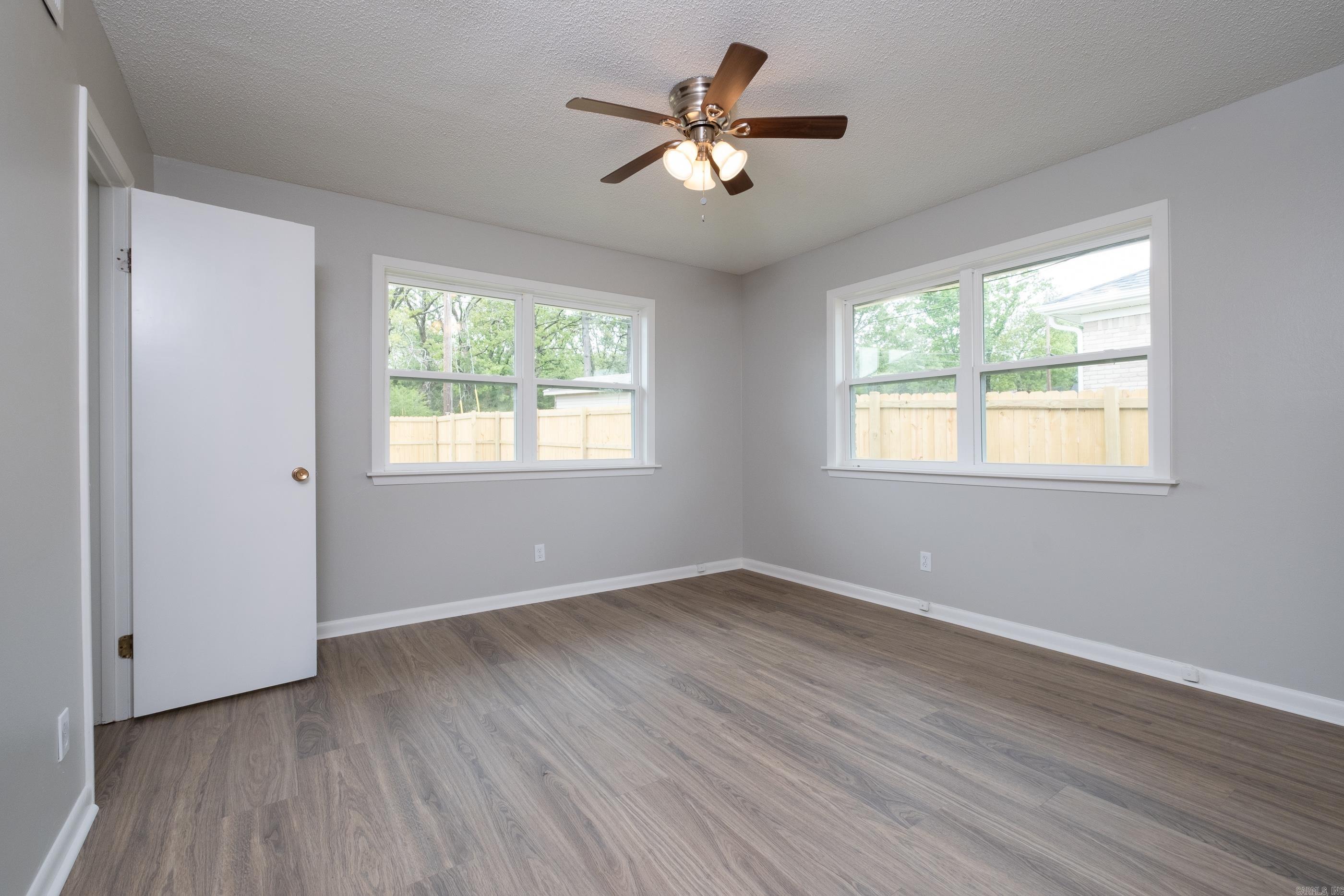 PARK TERRACE - Residential