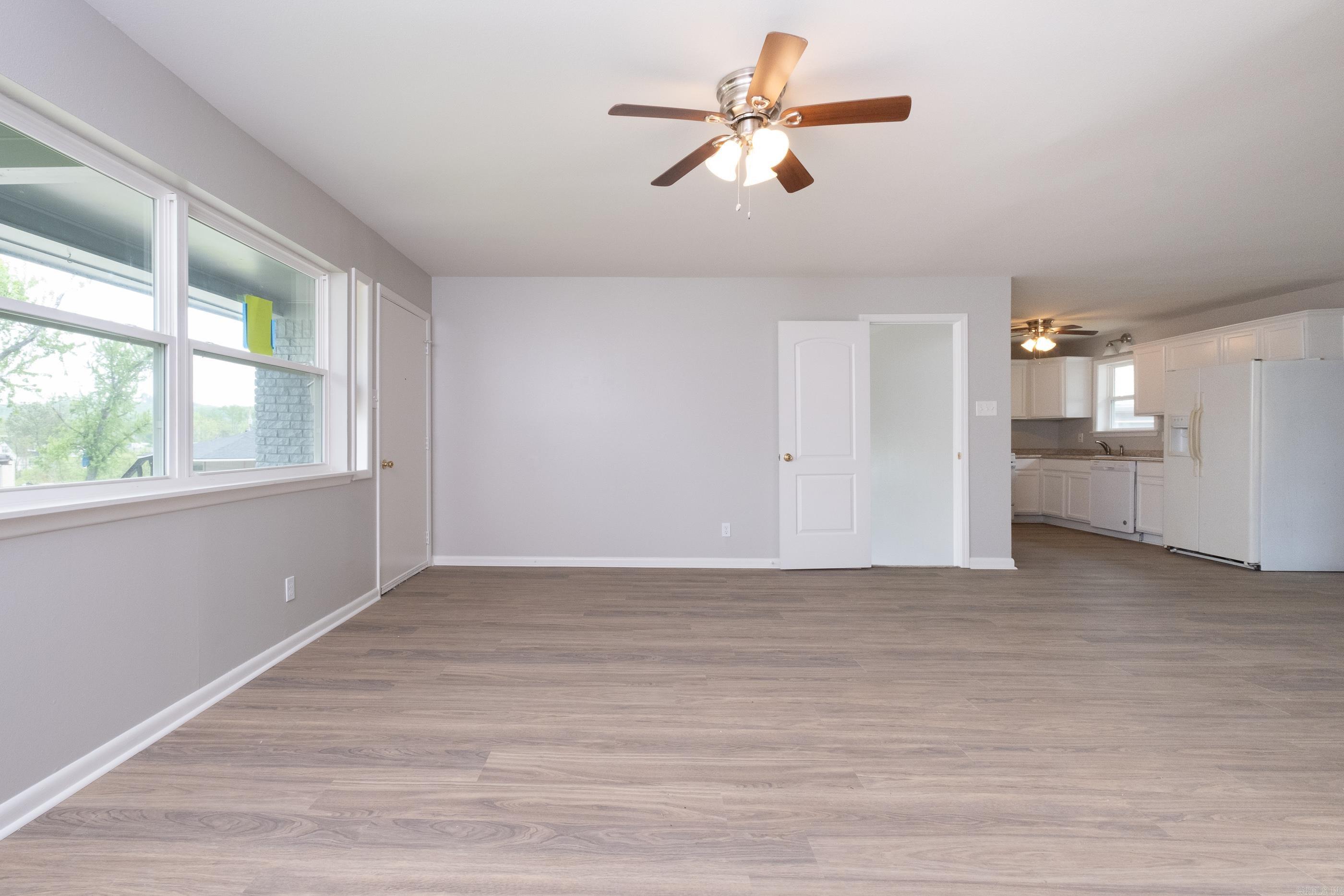 PARK TERRACE - Residential