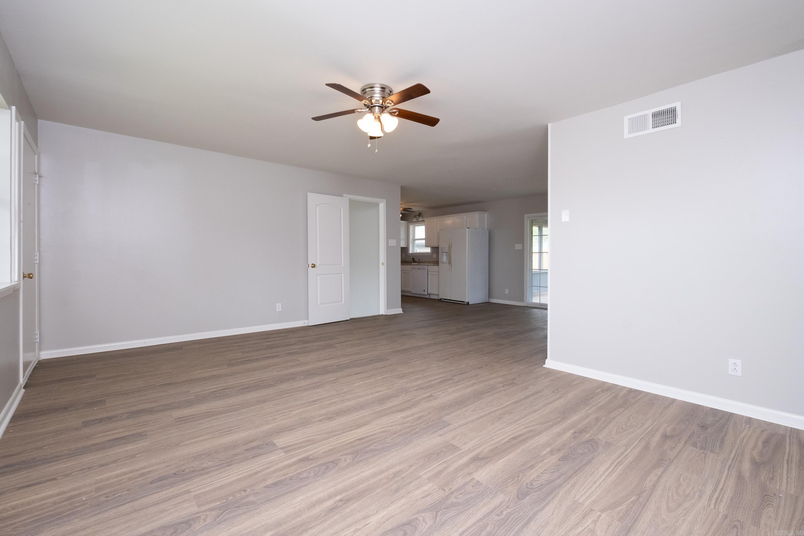 PARK TERRACE - Residential