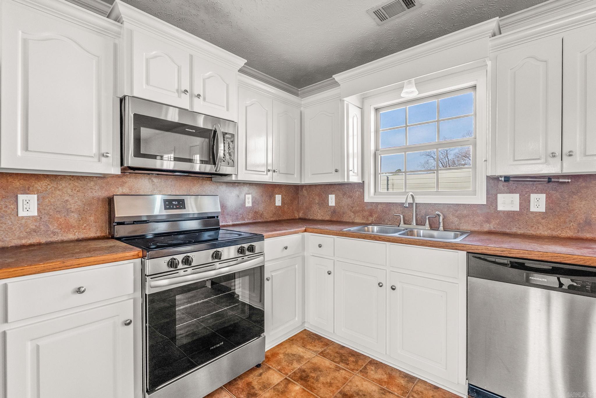 Quapaw Estates - Residential Lease