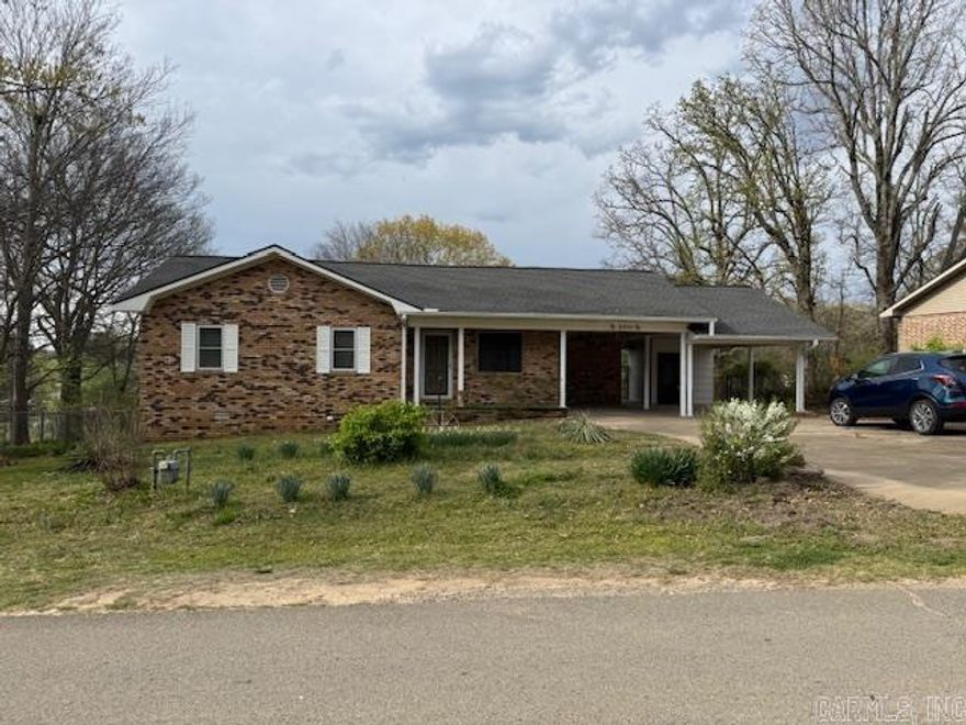 NICE BRICK HOME!!  A well-maintained brick home of 1150 square feet with 3 bedrooms and 1.5 bathrooms, located at 2301 PYBURN EXTENDED, is available for $125,000. The home has central heat and air, a living room, kitchen/dining combo and a laundry room, with additional features like a sunroom, newer windows, a Safe Step walk-in shower/tub, Leaf Filter gutter covers, a basement workshop, and finished out storage room.