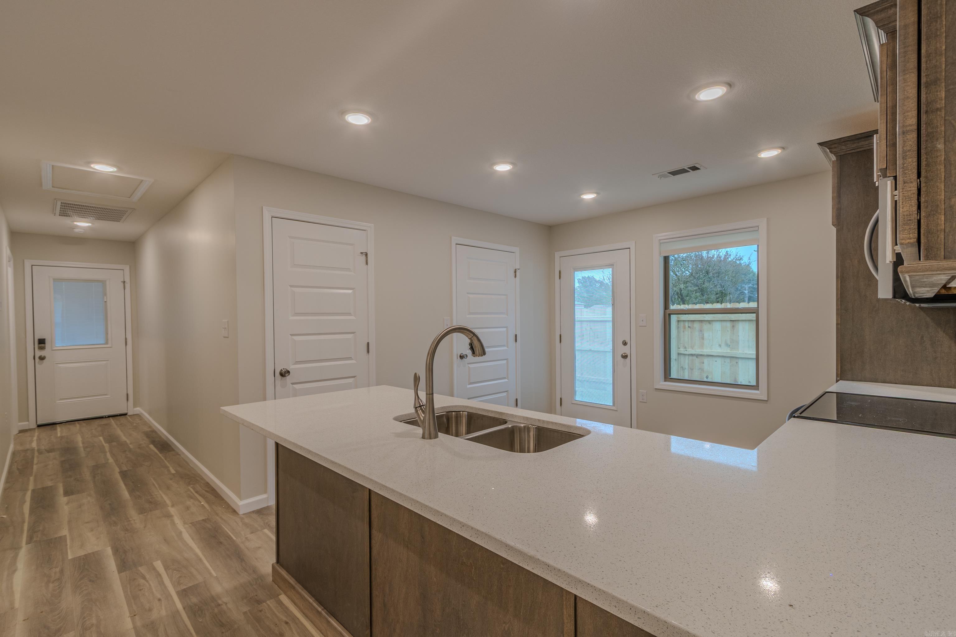 BENONI HARRIS - Residential