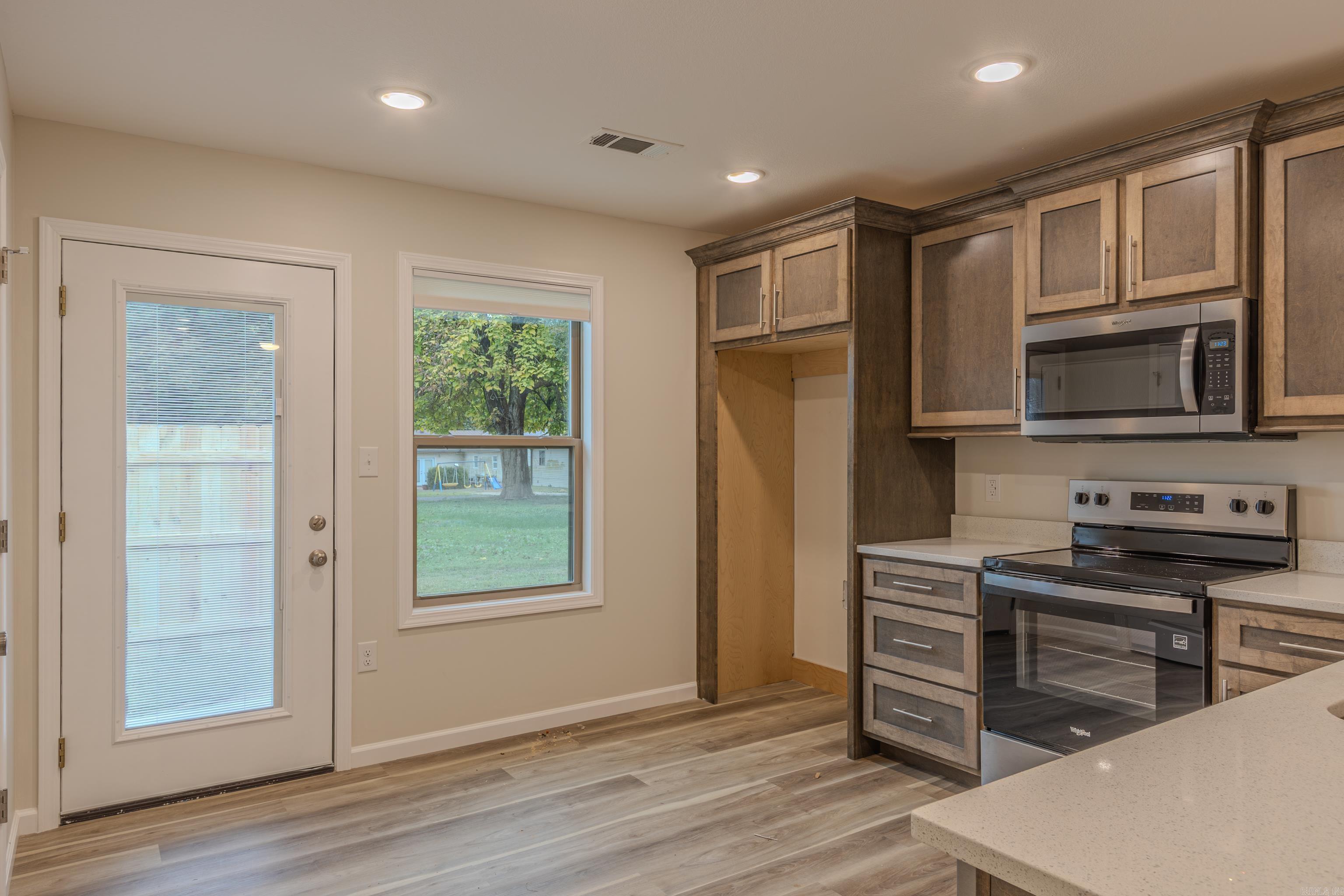 BENONI HARRIS - Residential