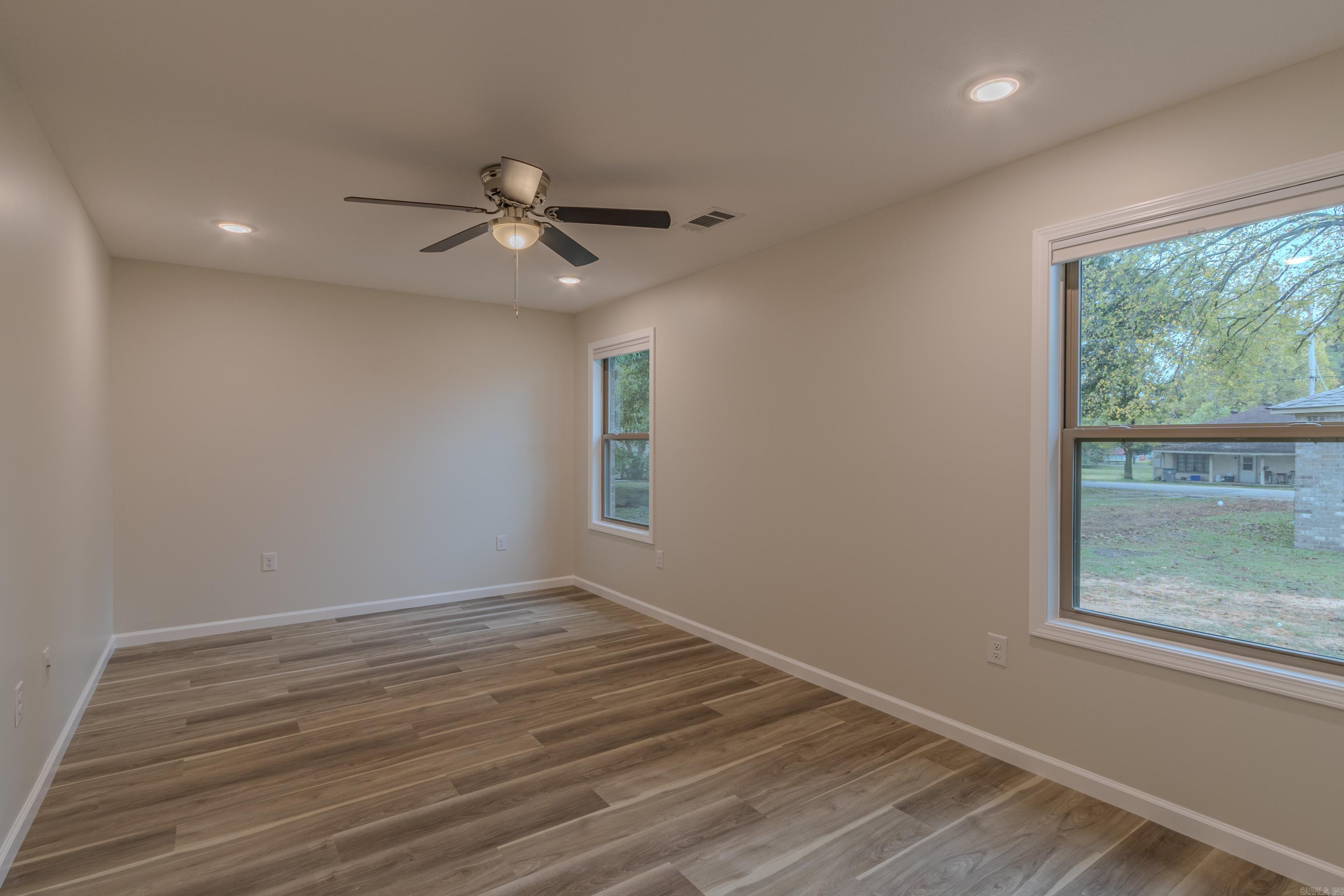 BENONI HARRIS - Residential