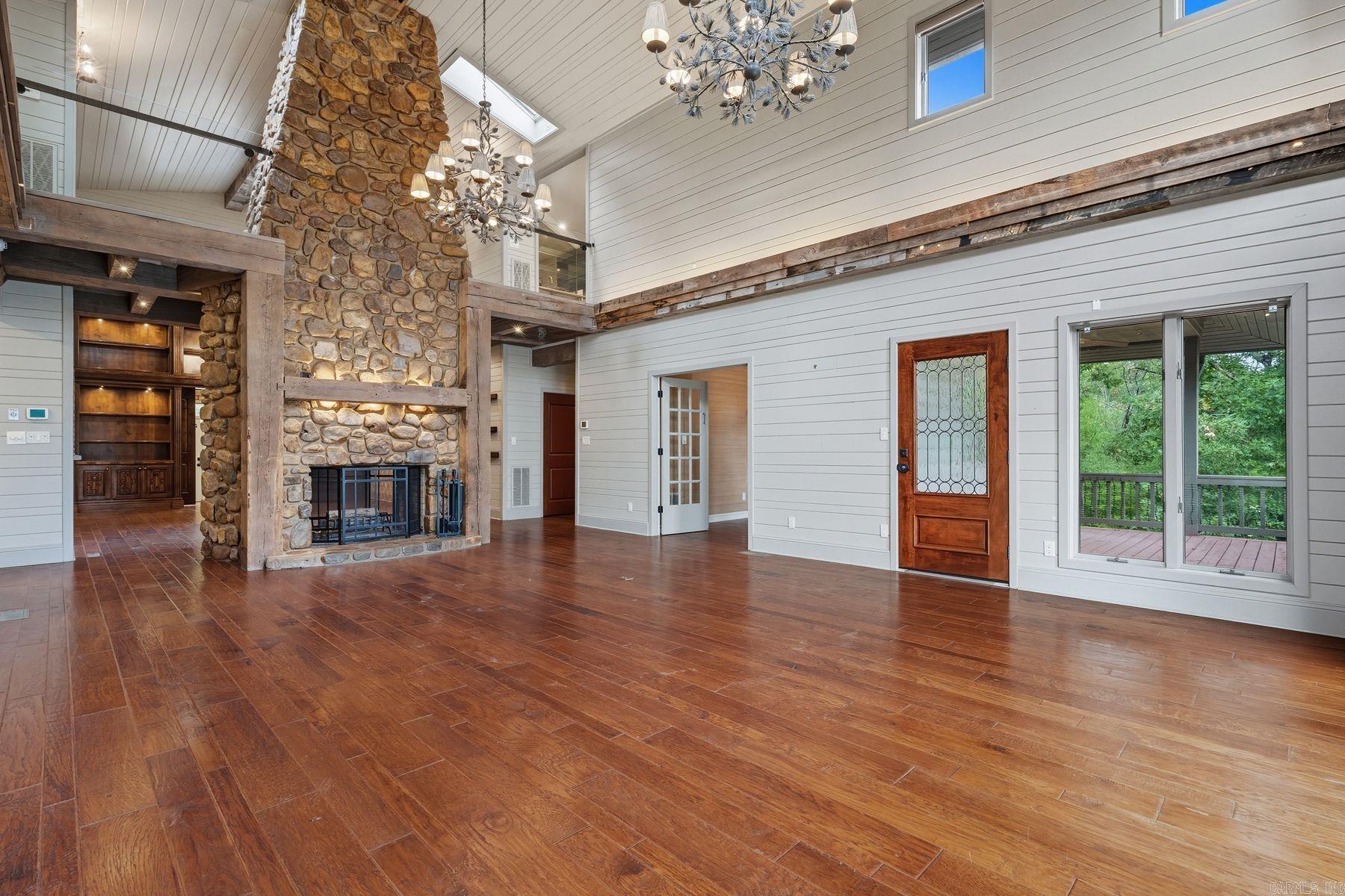 HSR BLK - Residential