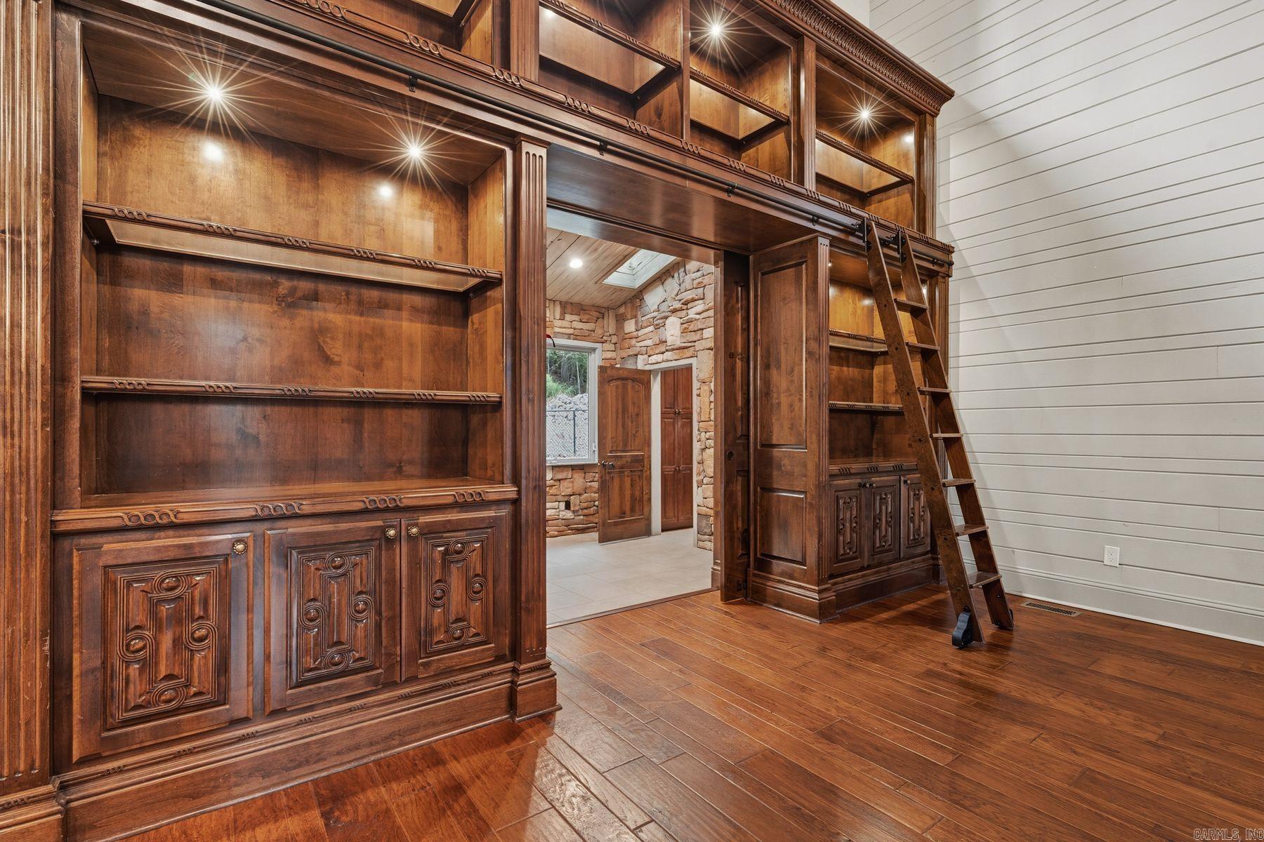 HSR BLK - Residential