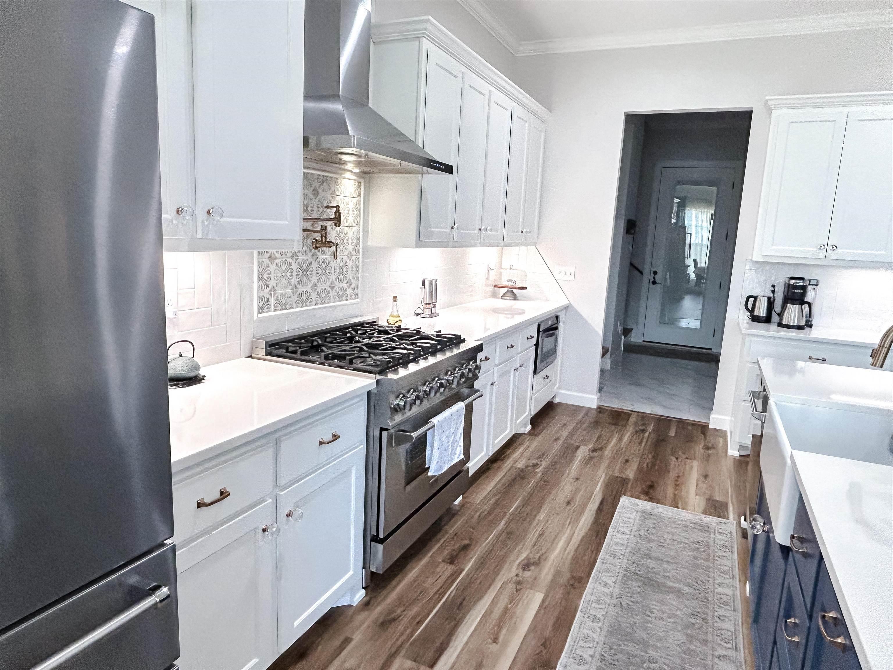 QUAIL HOLLOW - Residential