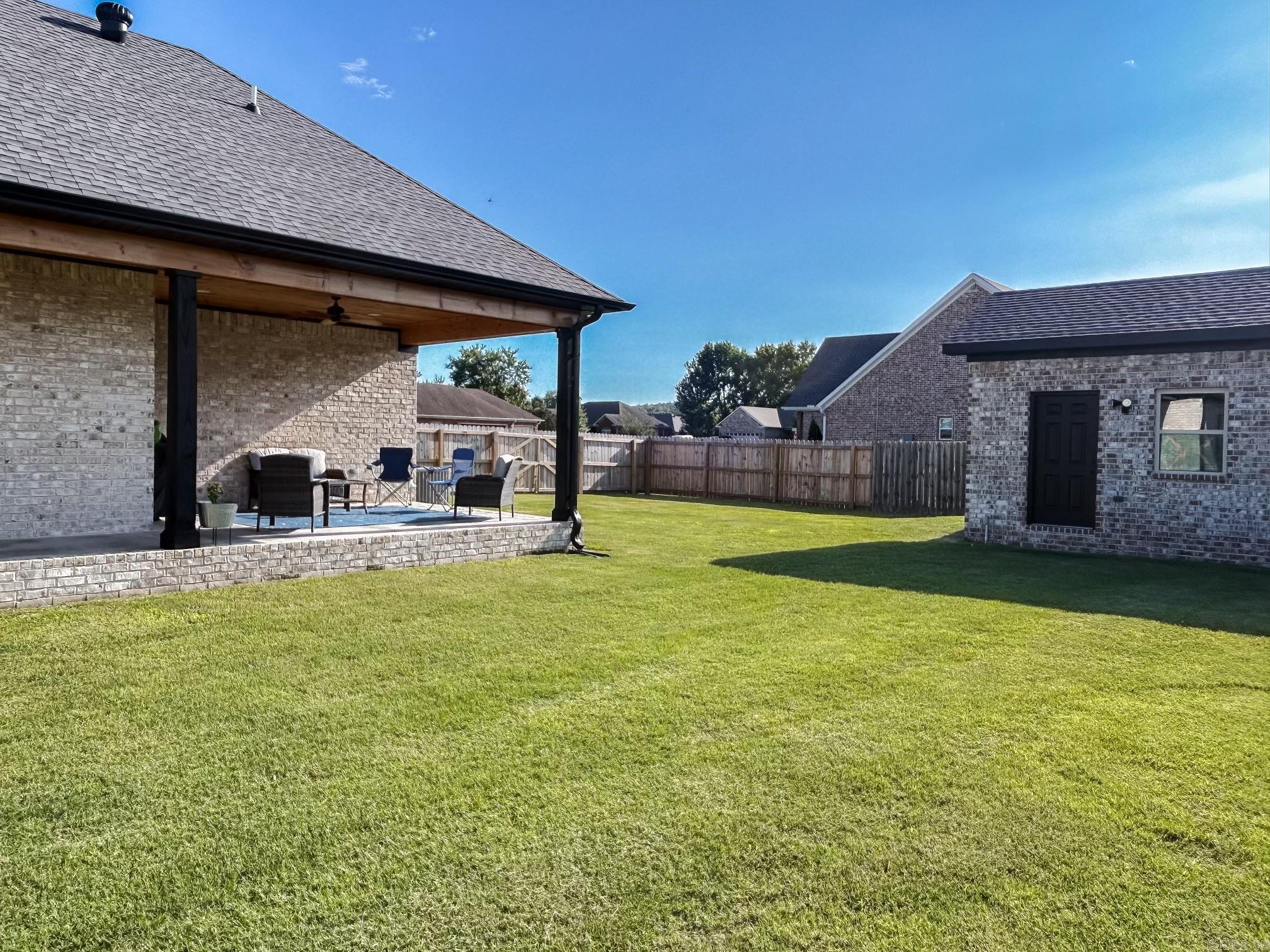 QUAIL HOLLOW - Residential