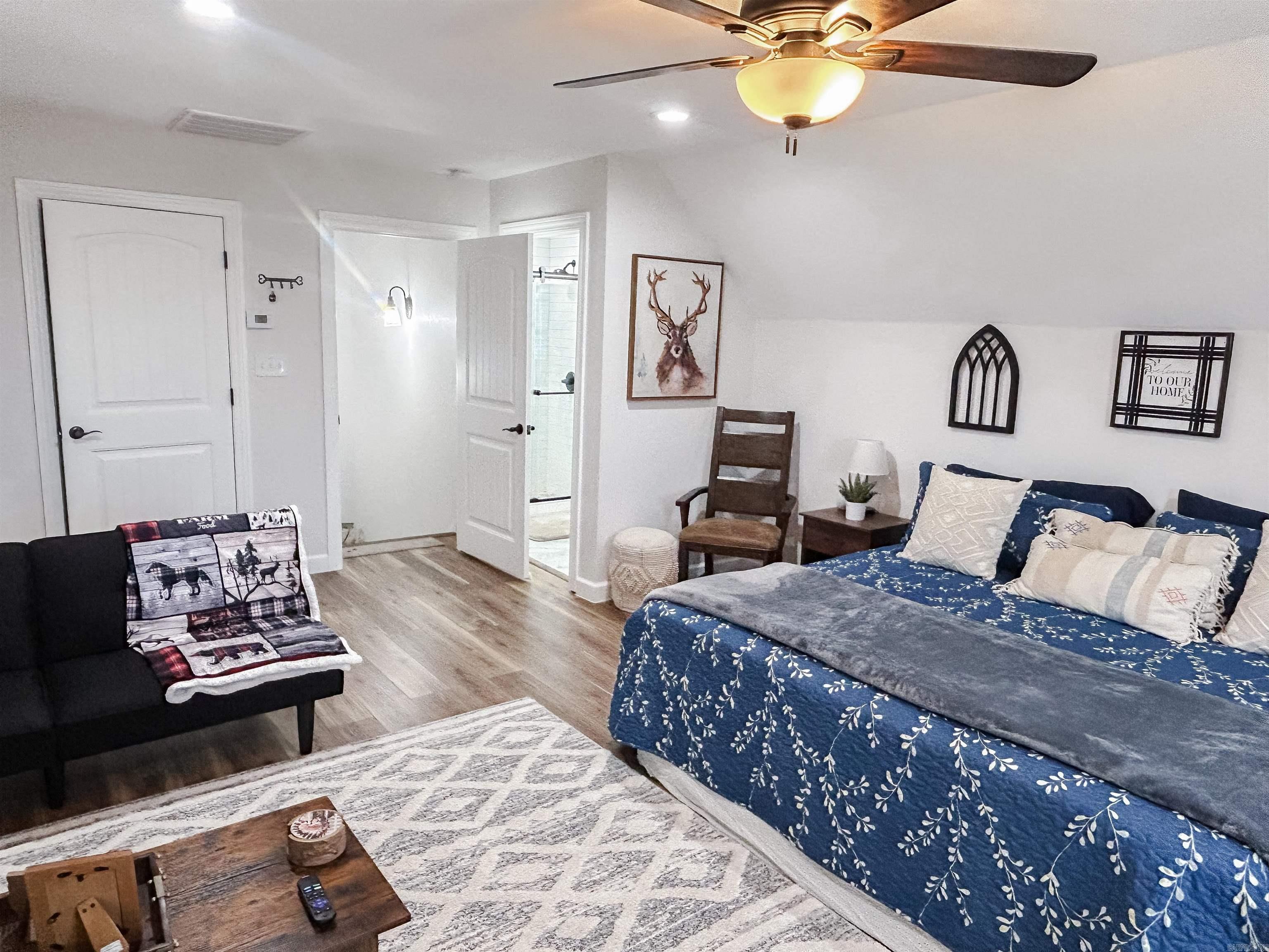 QUAIL HOLLOW - Residential